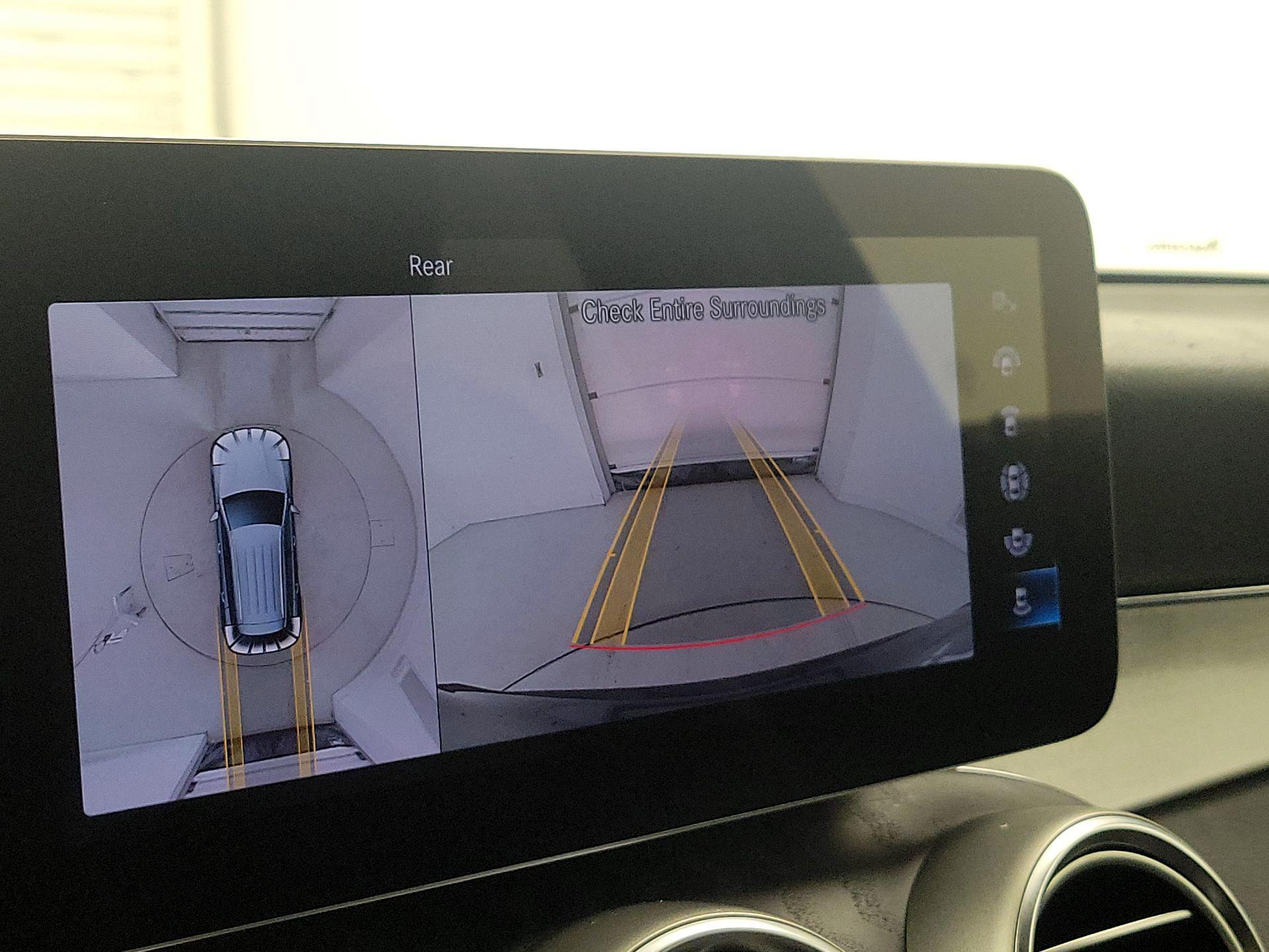 Thumbnail: 2022 Mercedes-Benz GLC - 14