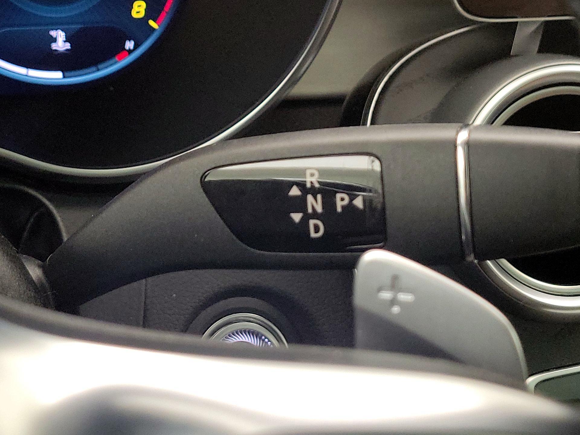 Thumbnail: 2023 Mercedes-Benz C-Class - 17