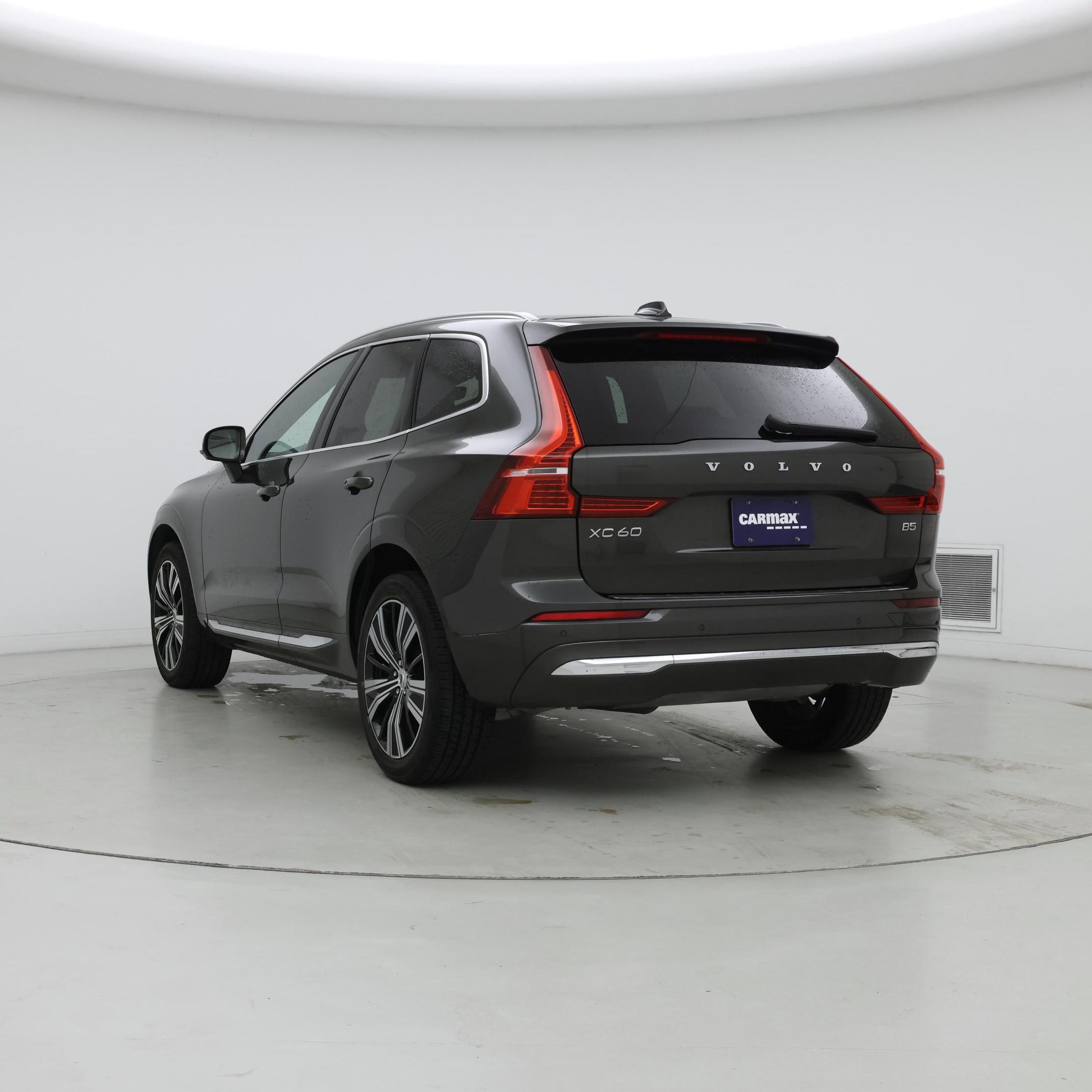 Thumbnail: 2022 Volvo XC60 - 2