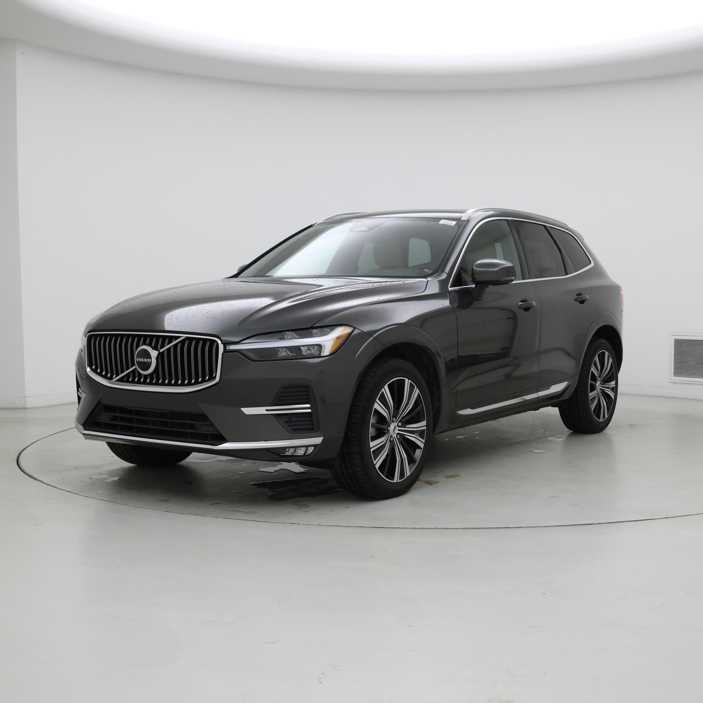 Thumbnail: 2022 Volvo XC60 - 4