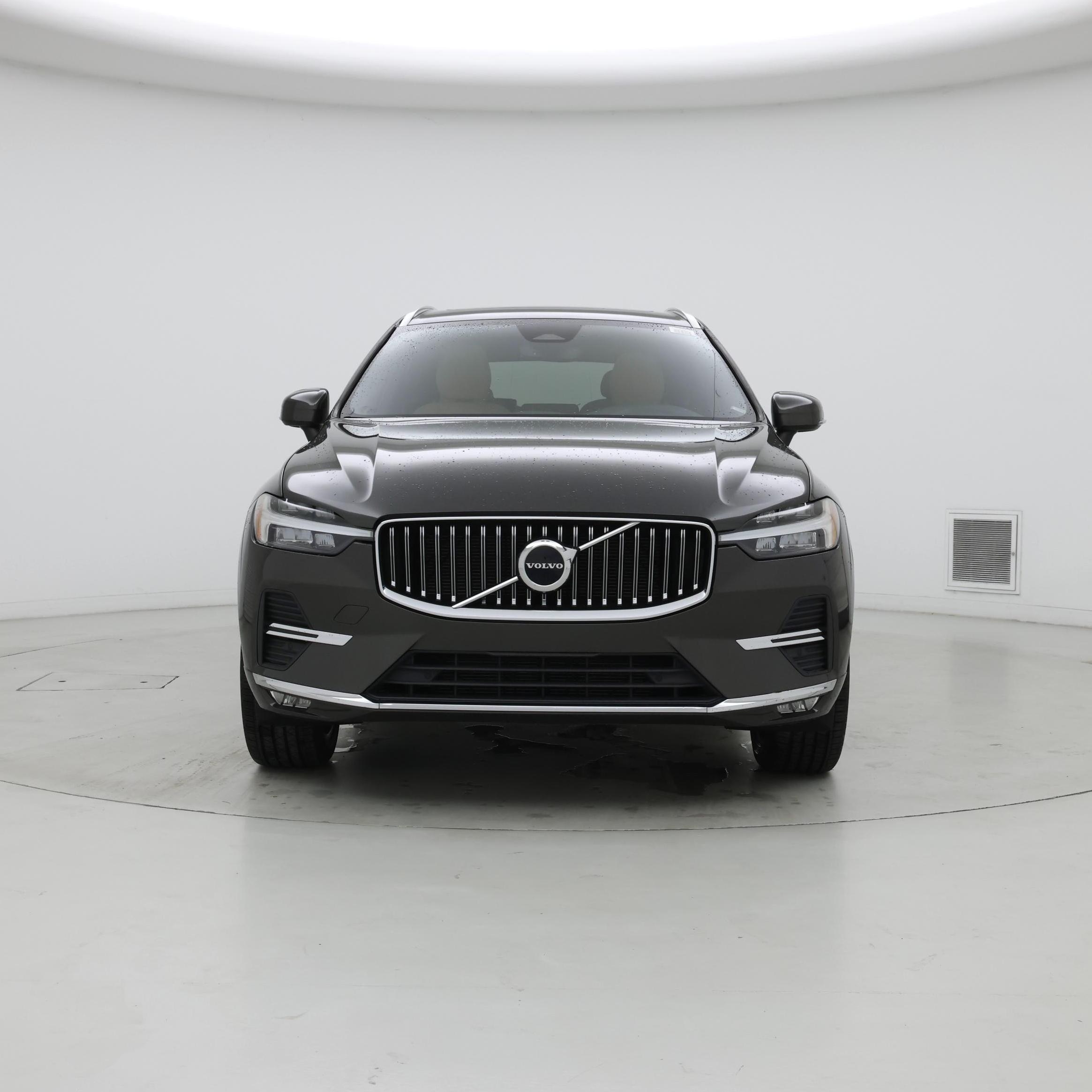 Thumbnail: 2022 Volvo XC60 - 5