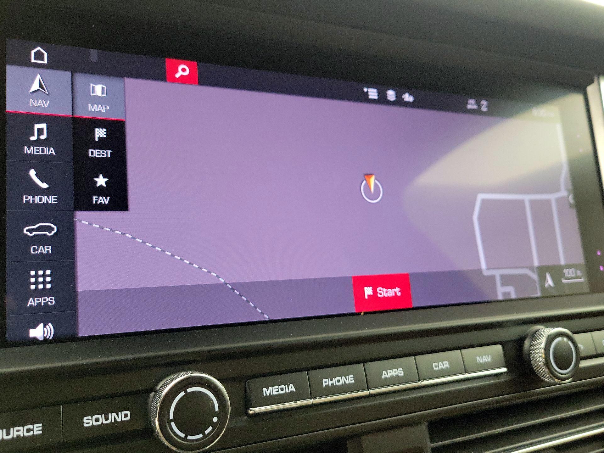 Thumbnail: 2021 Porsche Macan - 14