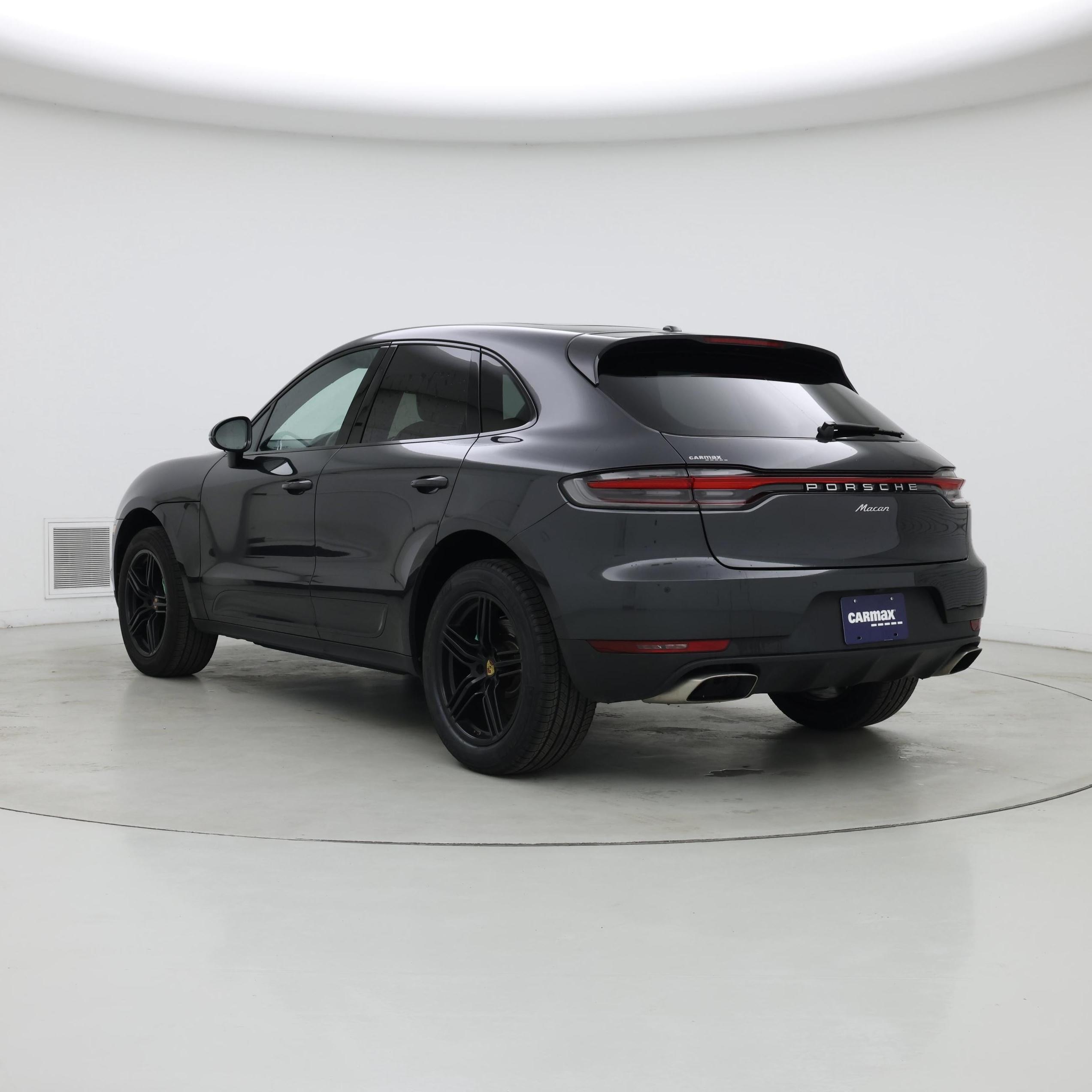 Thumbnail: 2021 Porsche Macan - 2