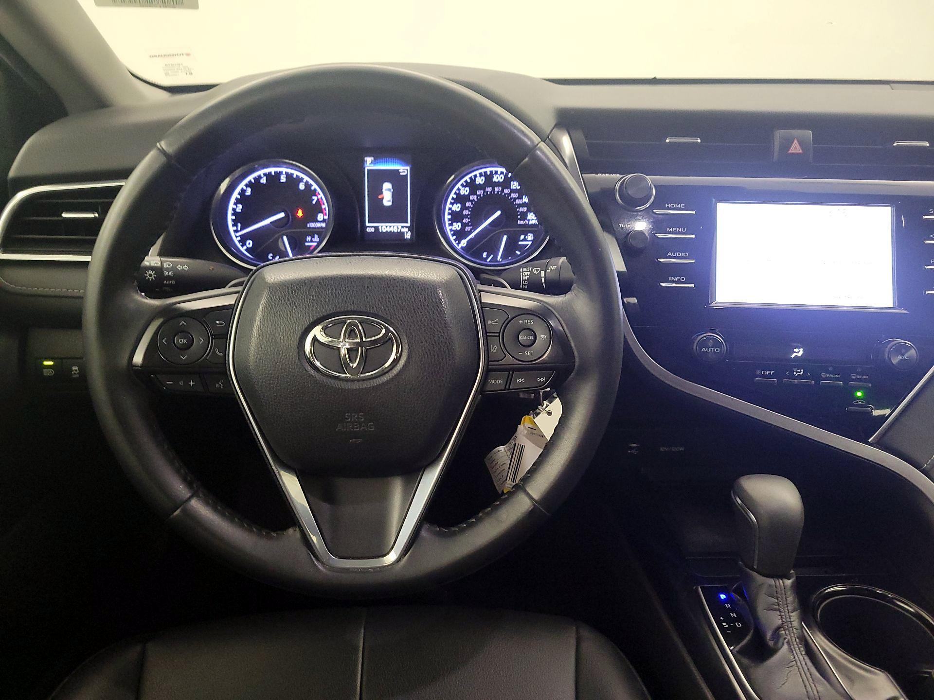 Thumbnail: 2018 Toyota Camry - 10