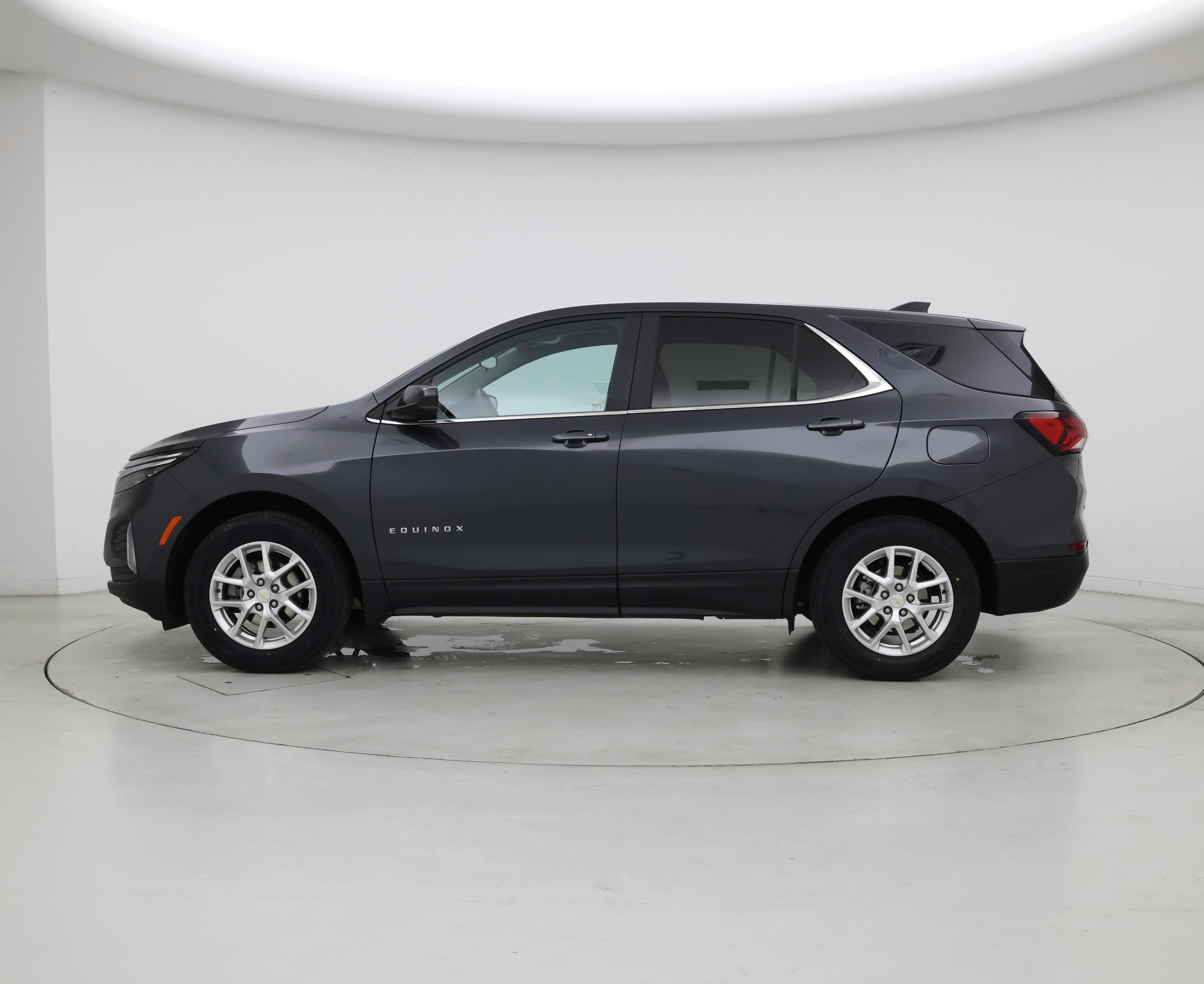 Thumbnail: 2023 Chevrolet Equinox - 3