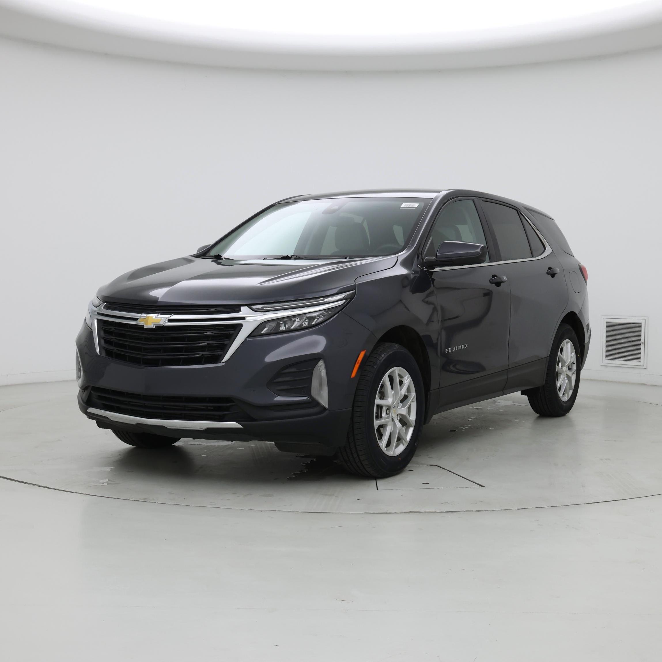 Thumbnail: 2023 Chevrolet Equinox - 4