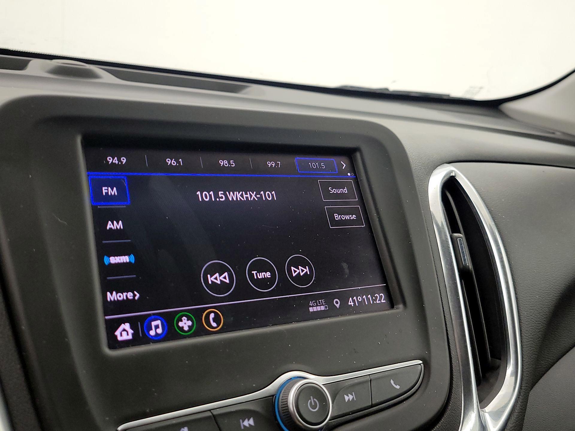 Thumbnail: 2021 Chevrolet Equinox - 15