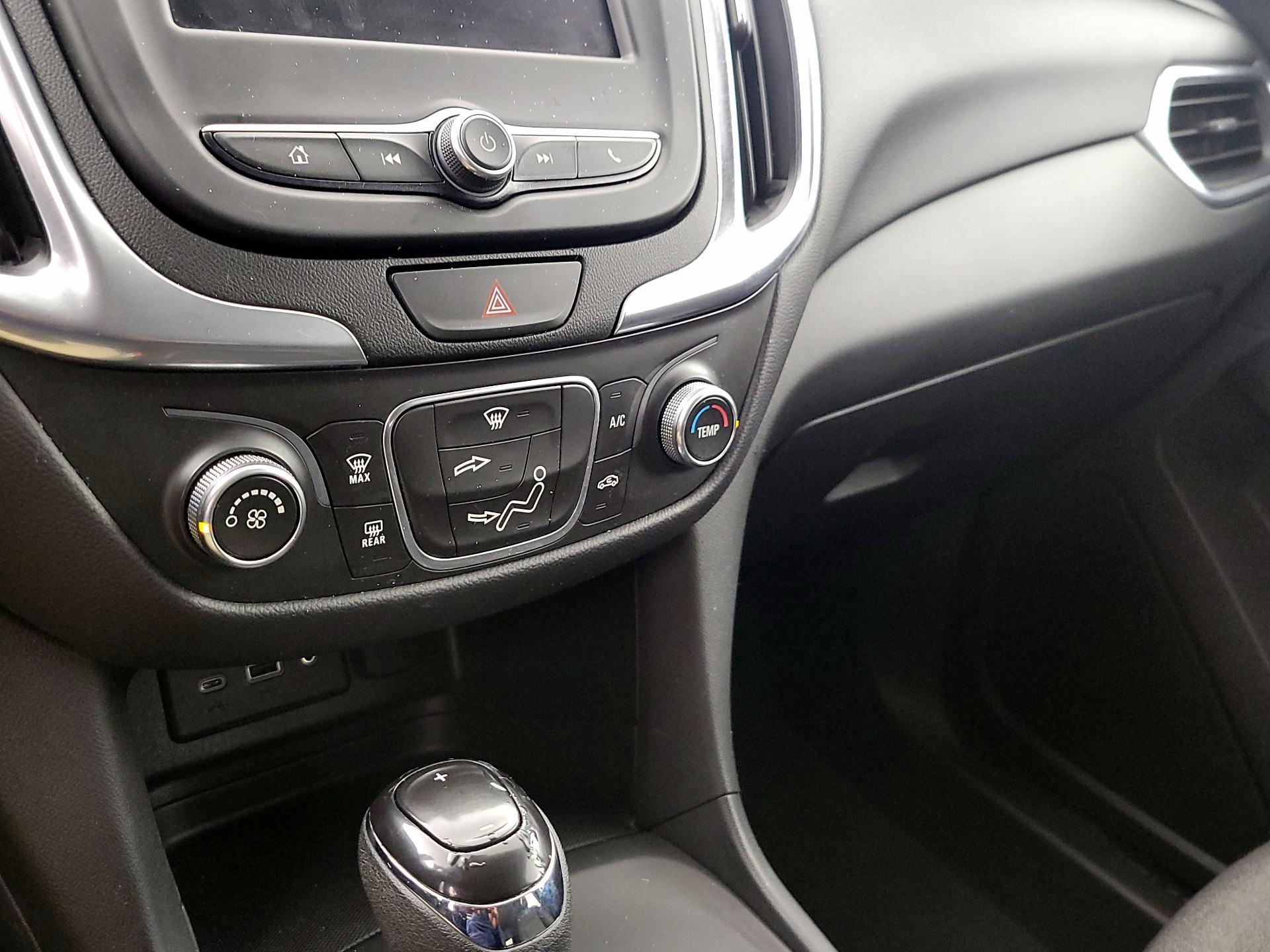 Thumbnail: 2021 Chevrolet Equinox - 16