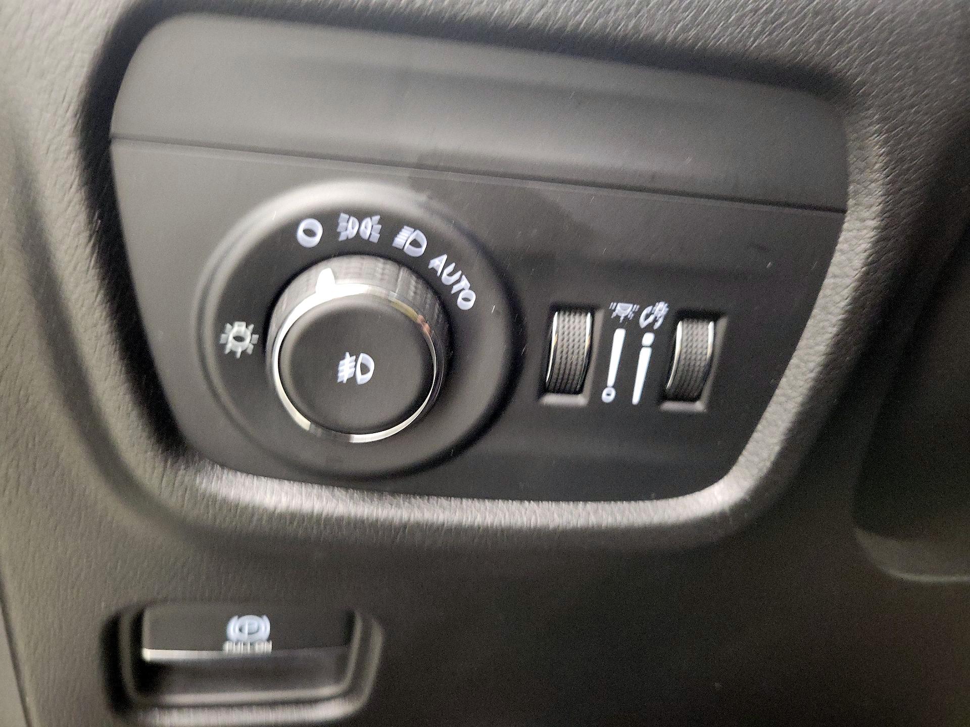 Thumbnail: 2023 Jeep Grand Cherokee L - 13