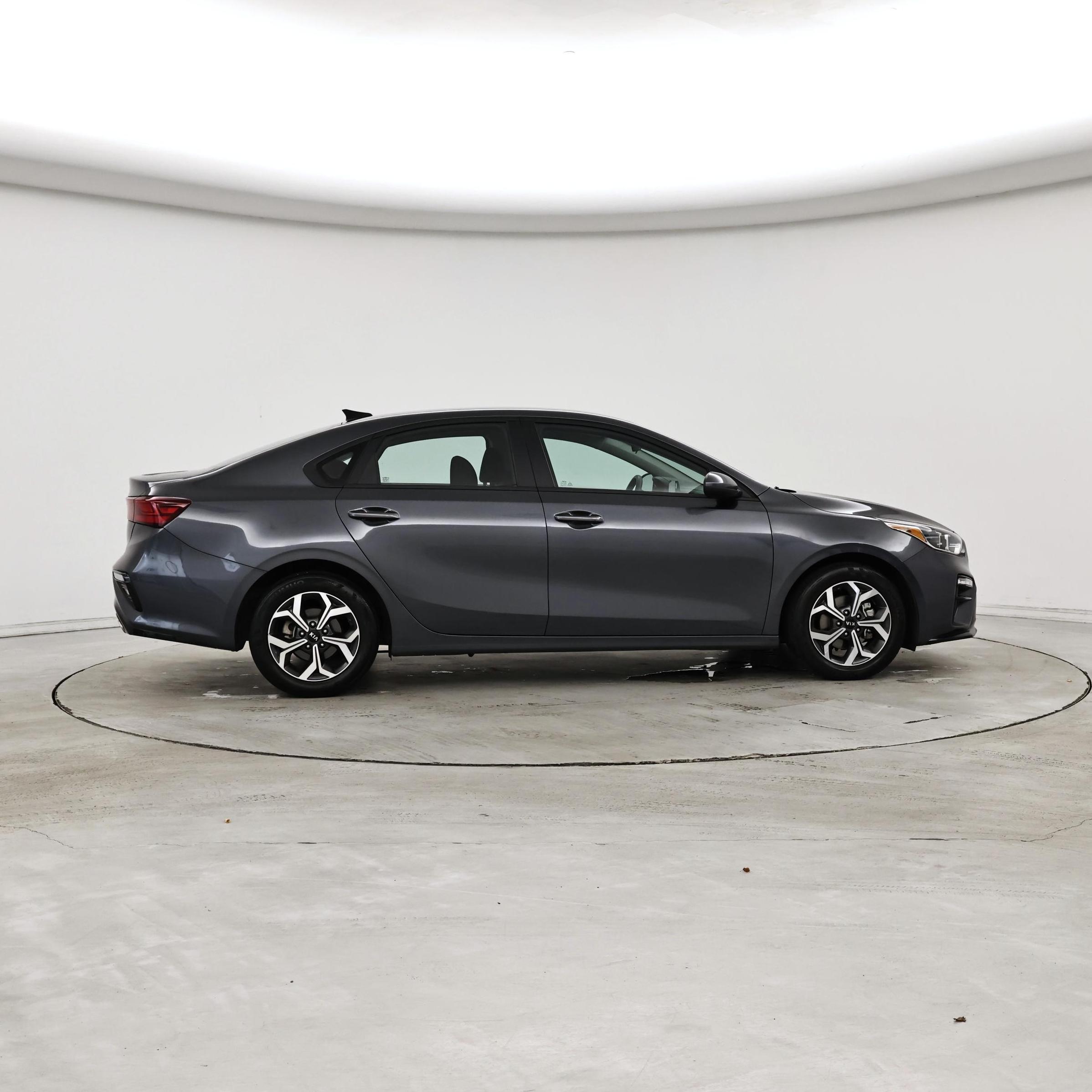Thumbnail: 2021 Kia Forte - 7