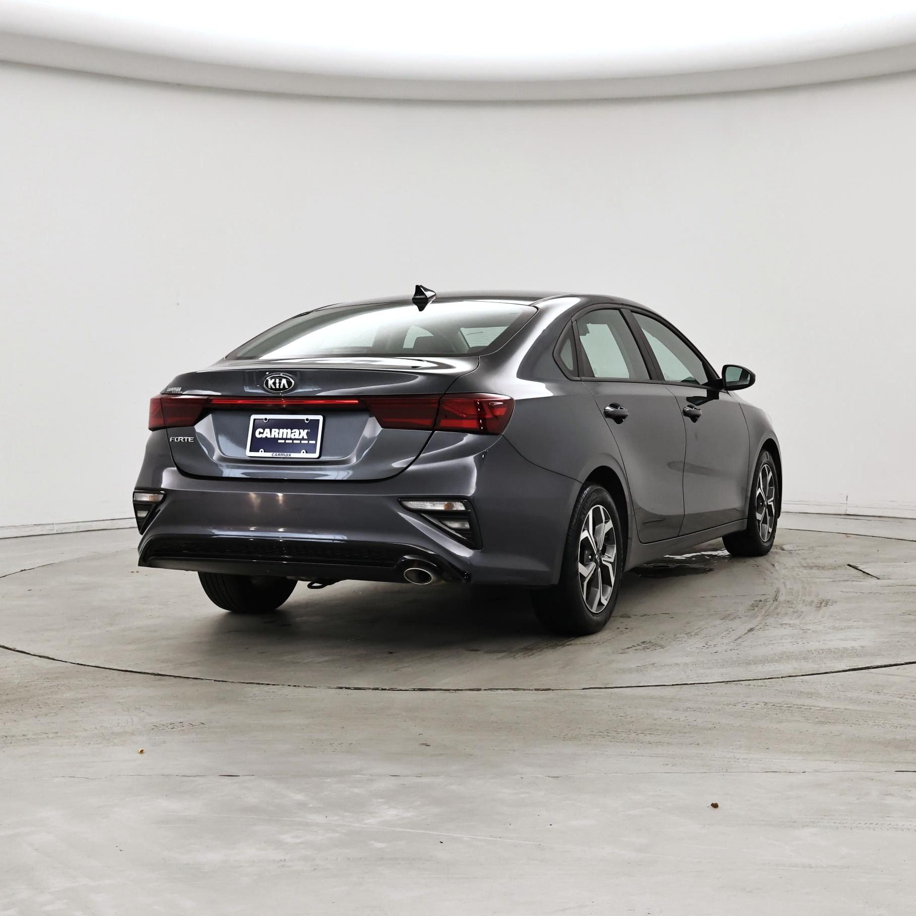 Thumbnail: 2021 Kia Forte - 8
