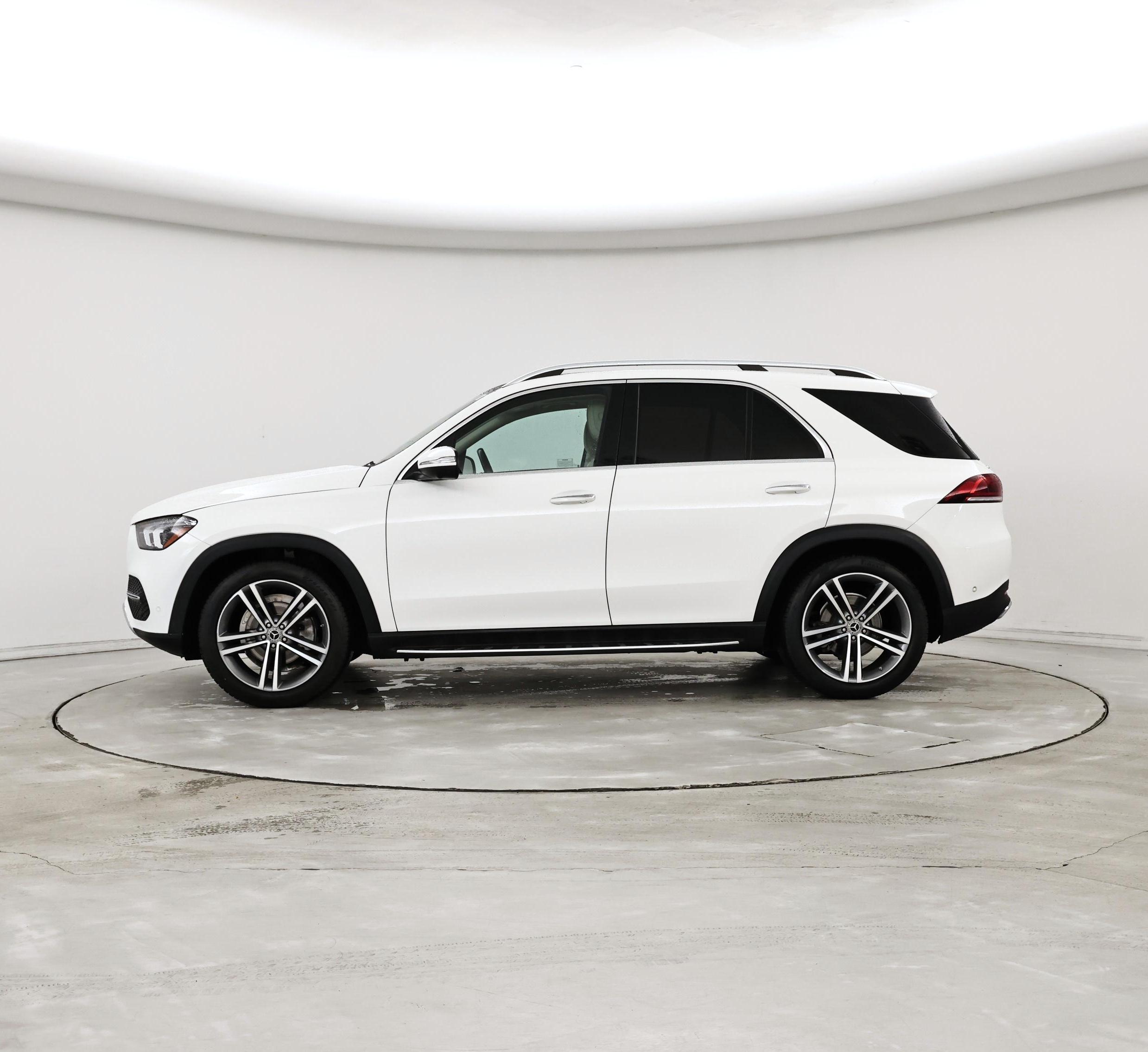 Thumbnail: 2022 Mercedes-Benz GLE - 3