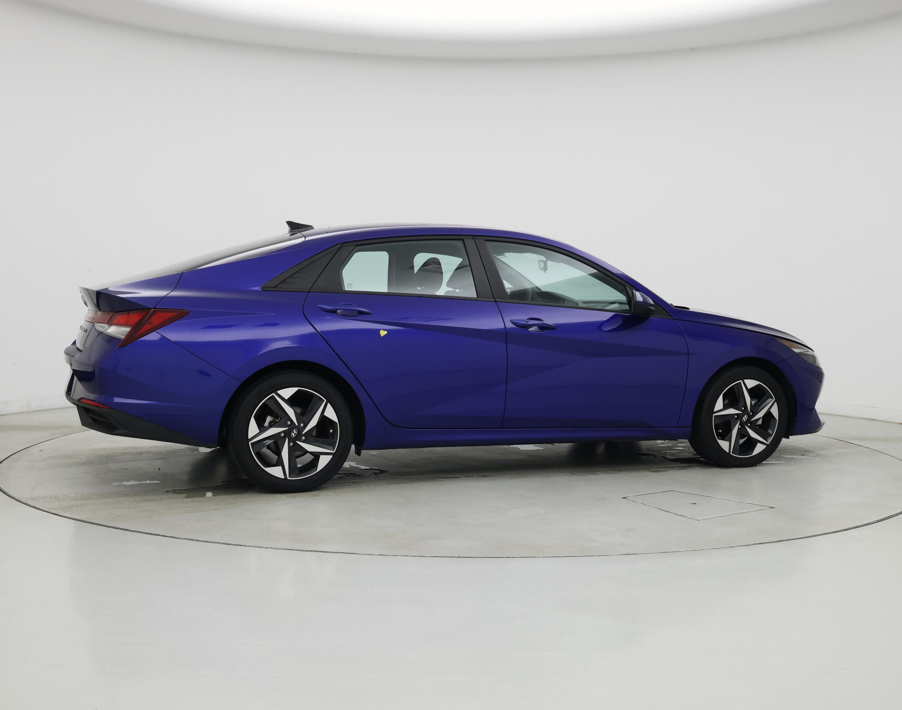 Thumbnail: 2023 Hyundai Elantra - 8