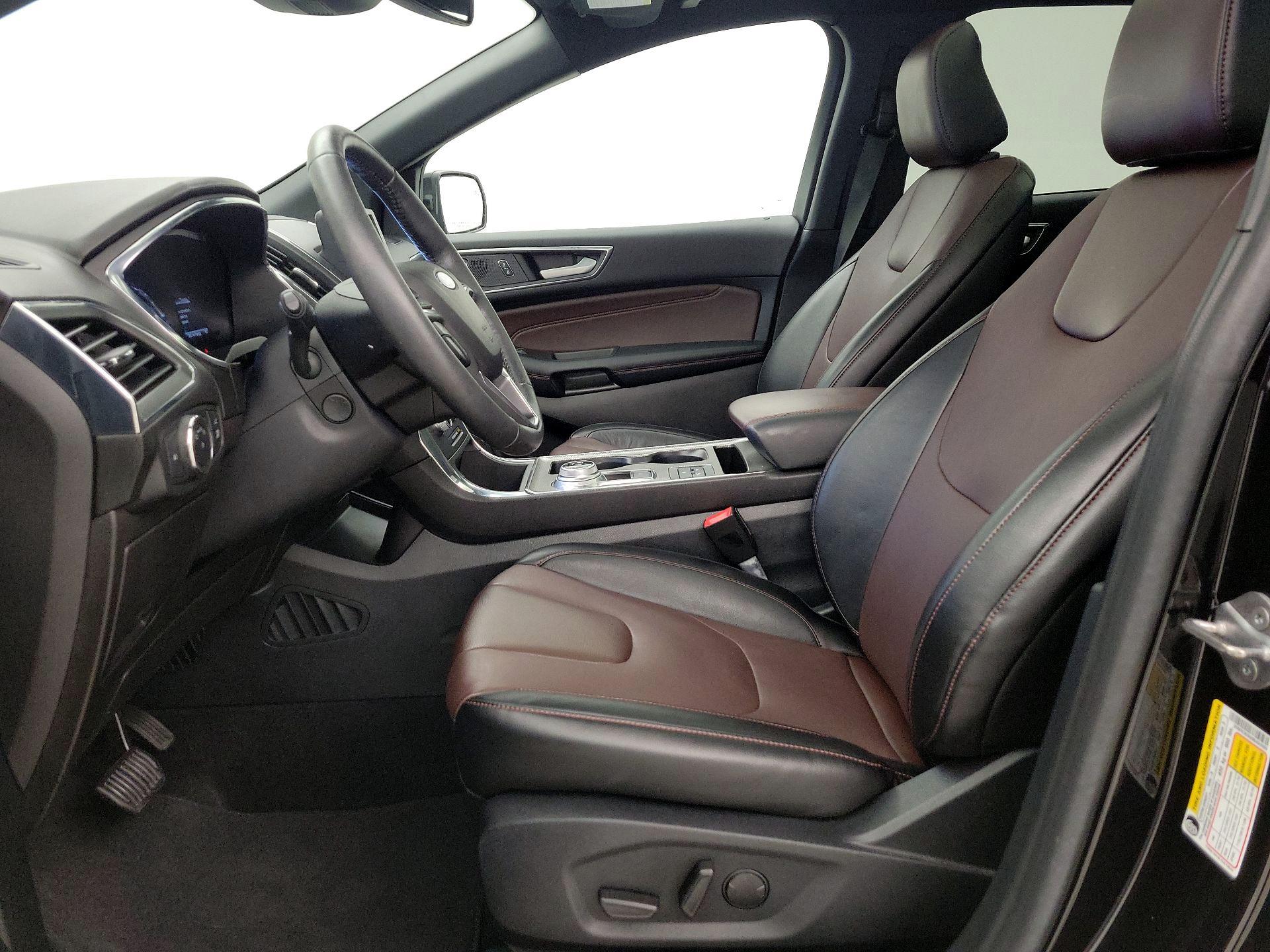 Thumbnail: 2021 Ford Edge - 11