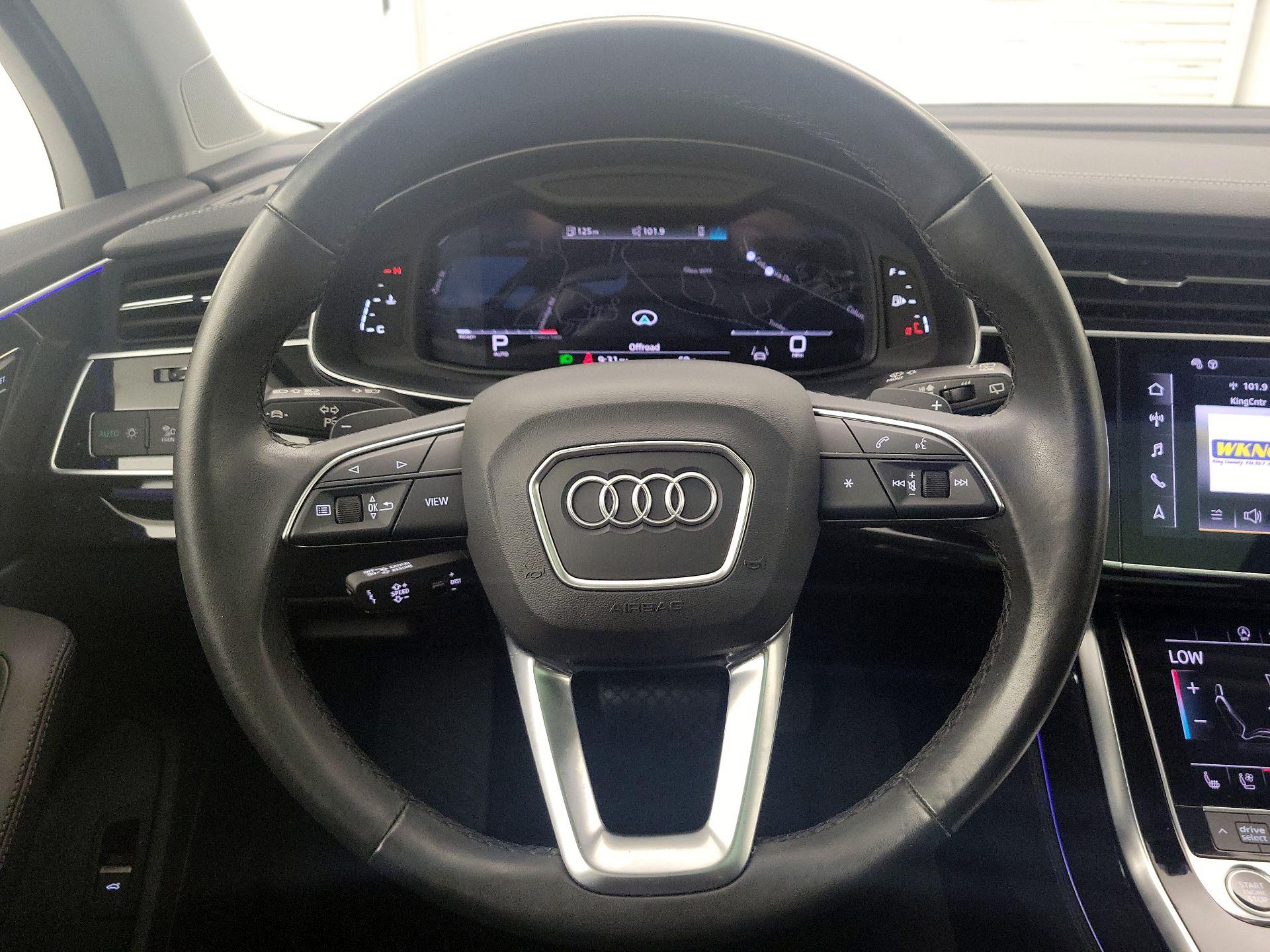Thumbnail: 2023 Audi Q7 - 10