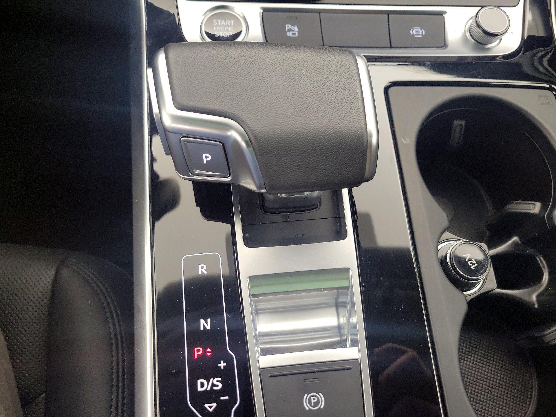 Thumbnail: 2023 Audi Q7 - 17