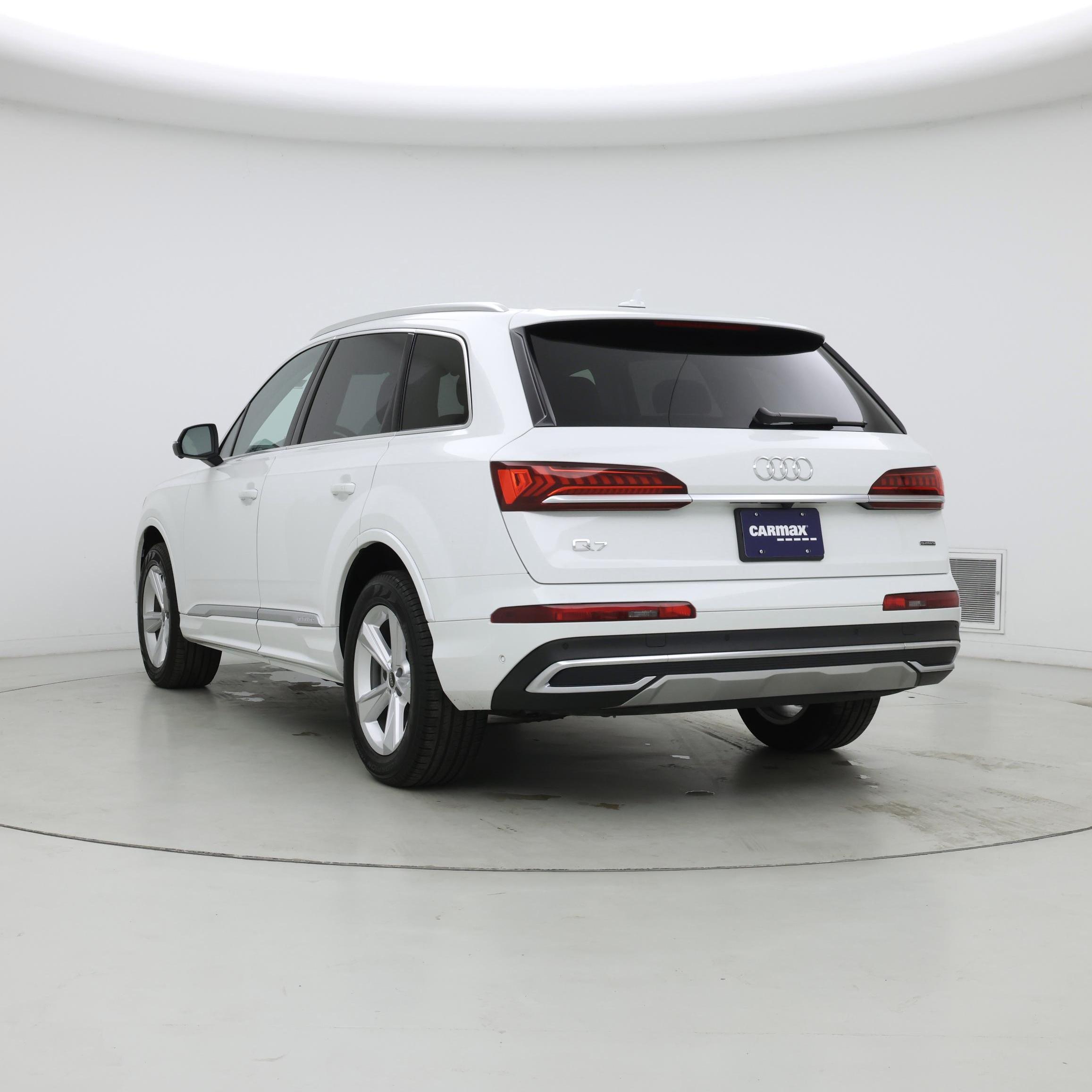 Thumbnail: 2023 Audi Q7 - 2