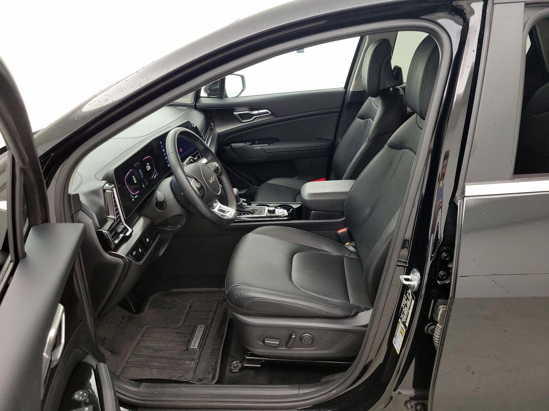 Thumbnail: 2023 Kia Sportage - 11