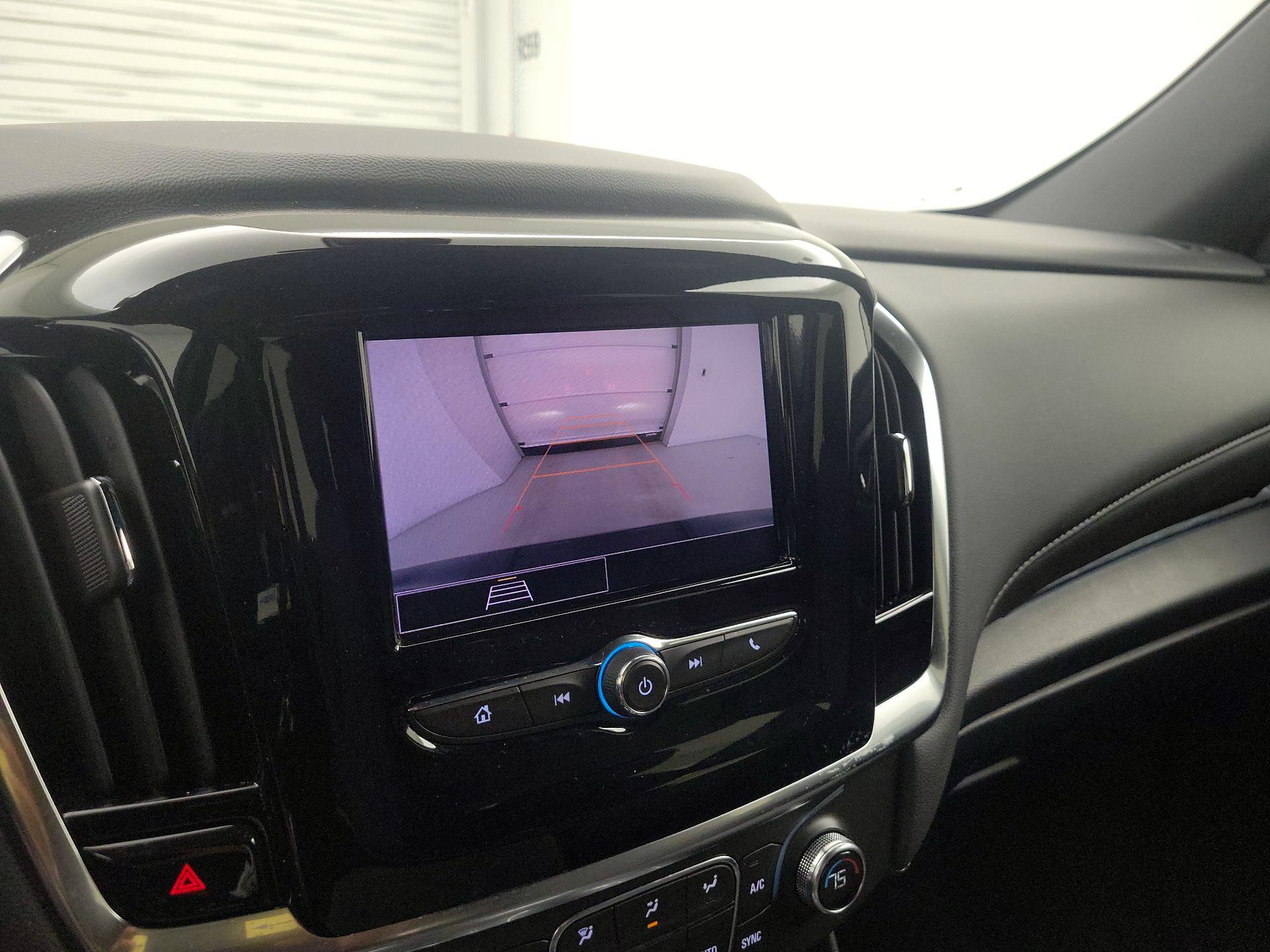 Thumbnail: 2023 Chevrolet Traverse - 14