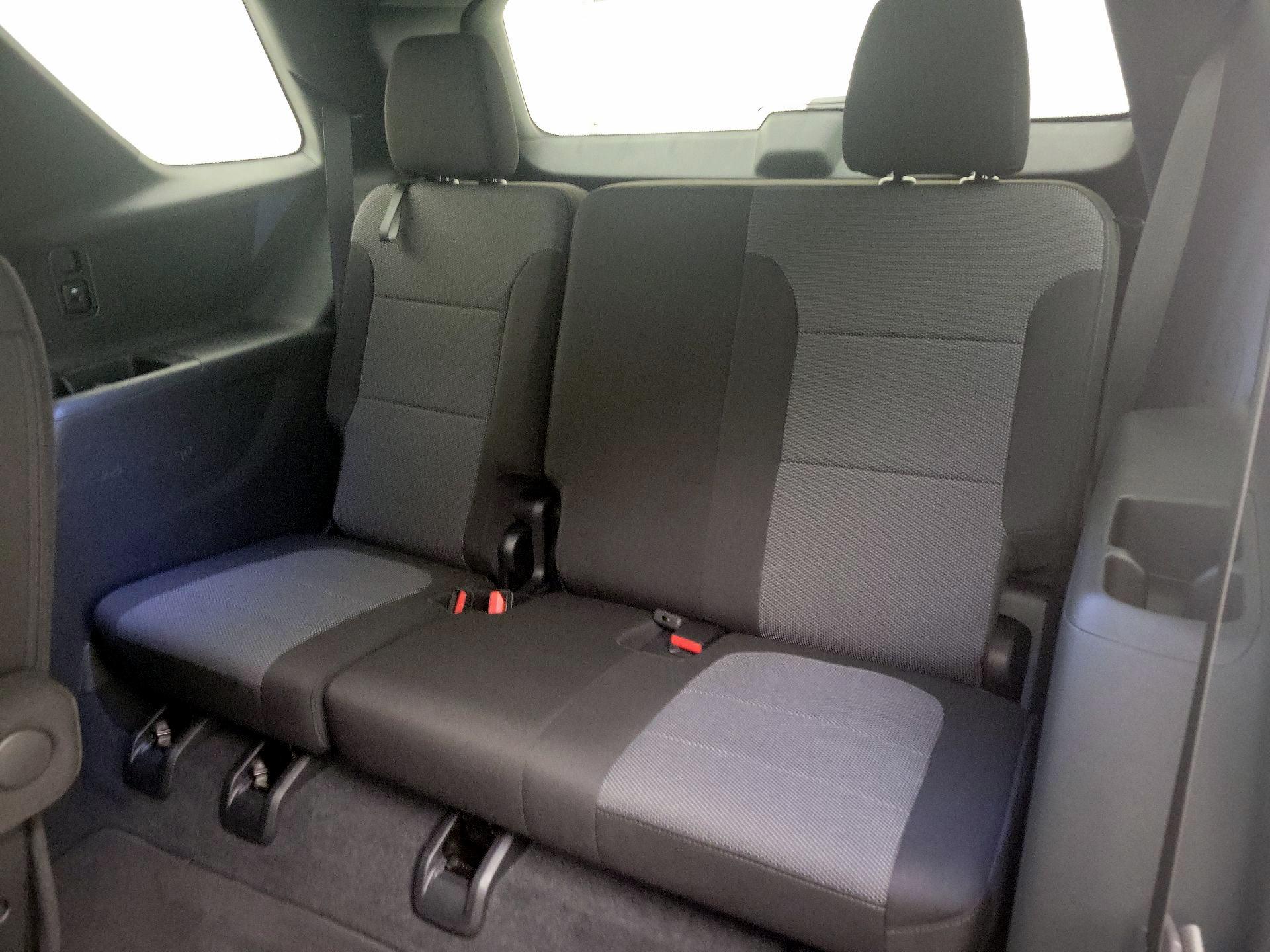 Thumbnail: 2023 Chevrolet Traverse - 20