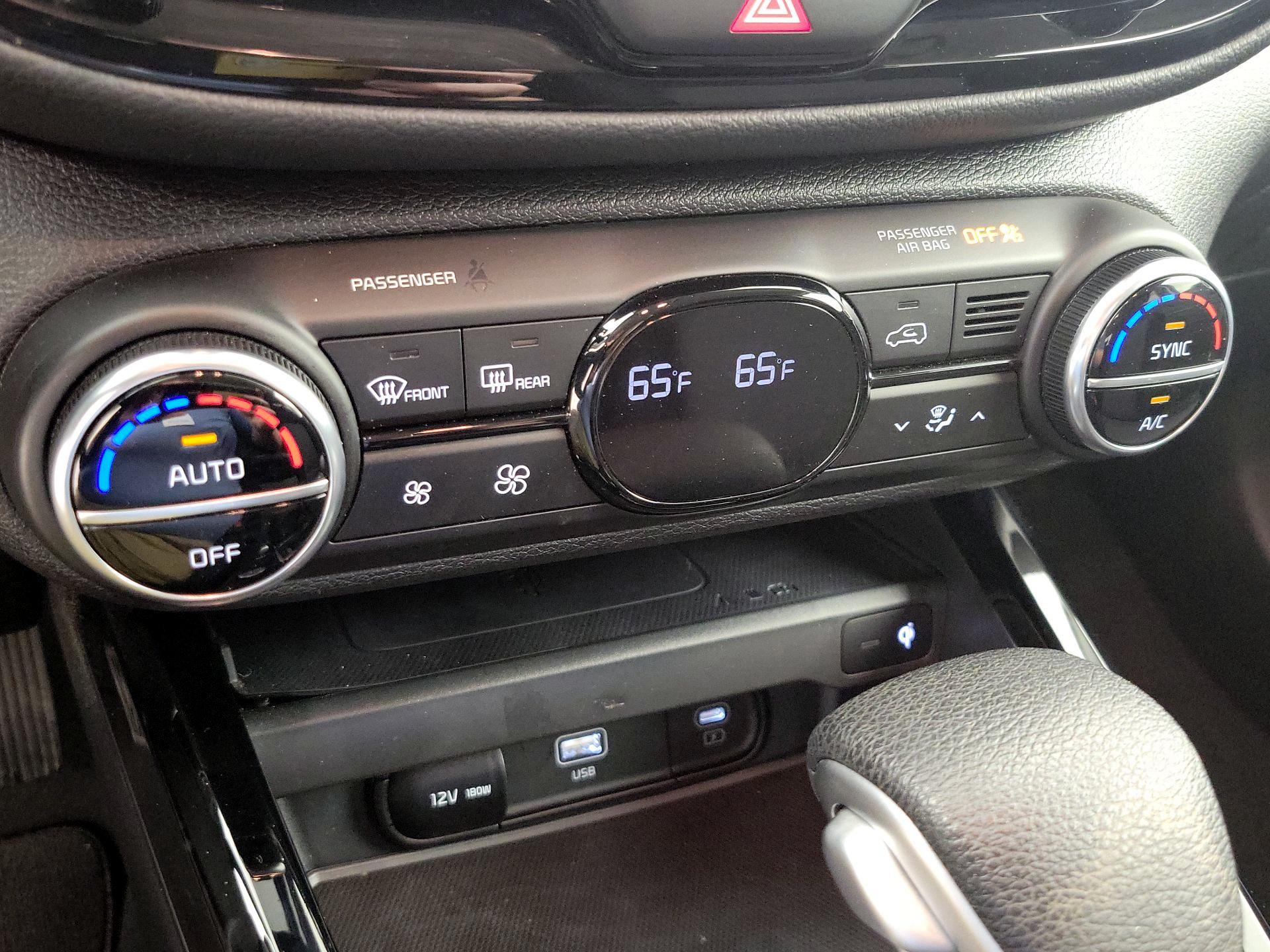 Thumbnail: 2023 Kia Soul - 17