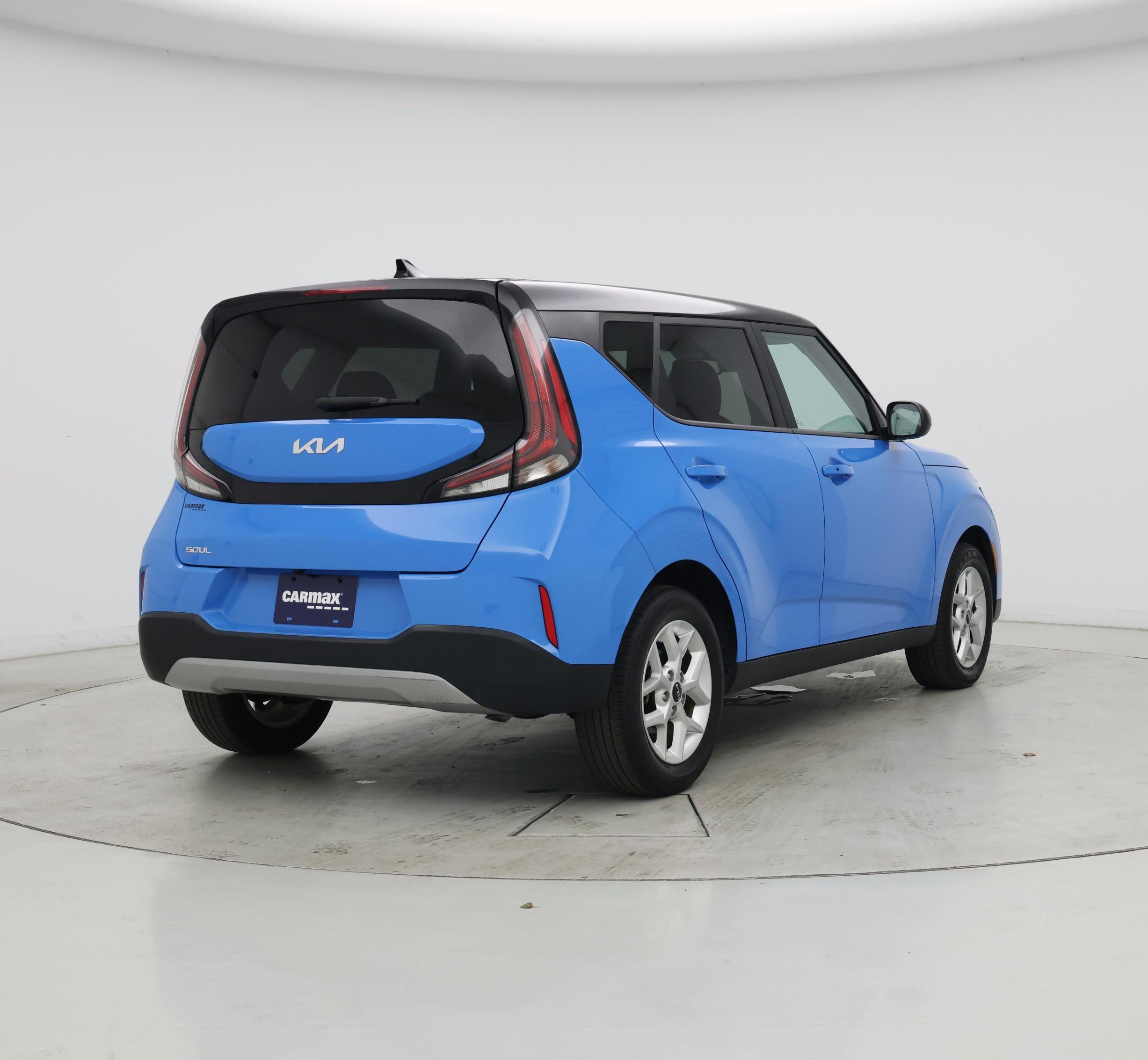Thumbnail: 2023 Kia Soul - 8