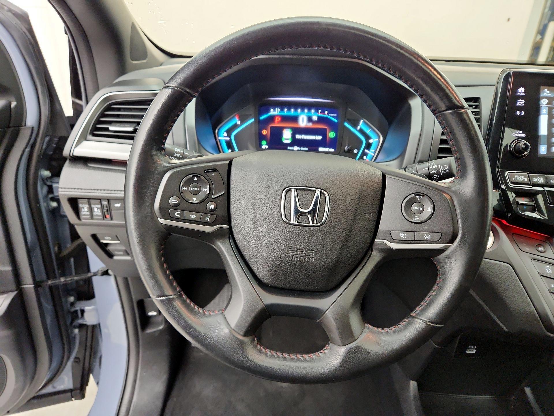 Thumbnail: 2023 Honda Odyssey - 10