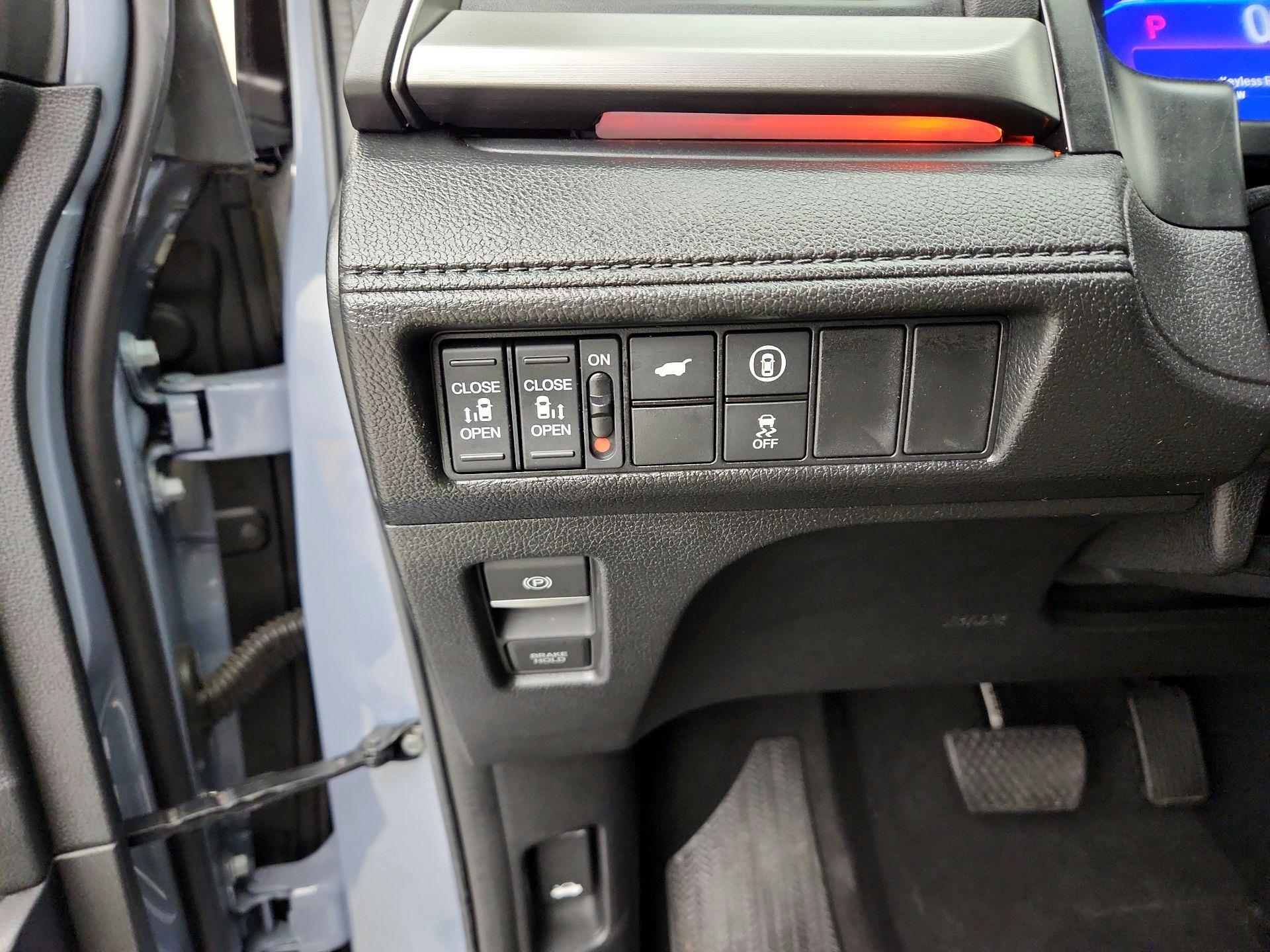 Thumbnail: 2023 Honda Odyssey - 13