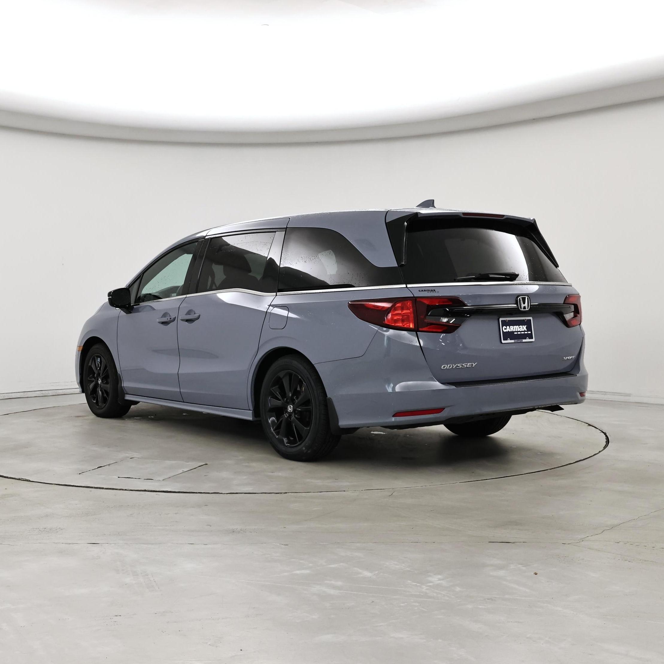 Thumbnail: 2023 Honda Odyssey - 2