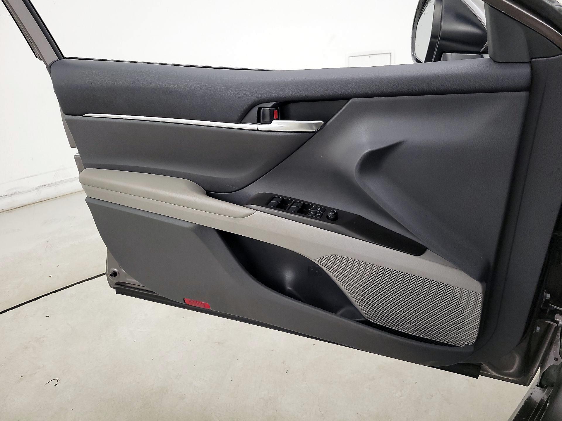 Thumbnail: 2024 Toyota Camry - 12