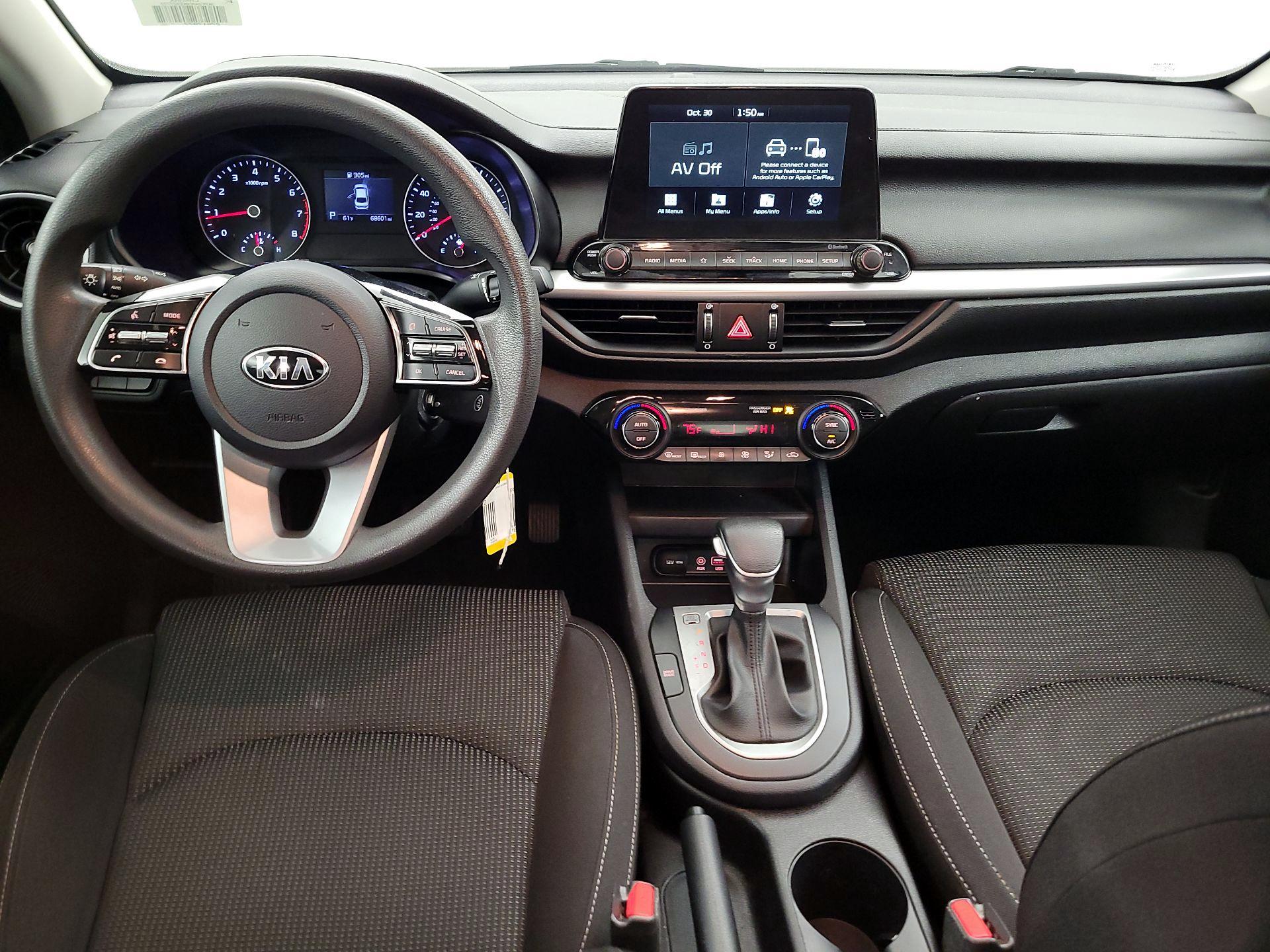 Thumbnail: 2019 Kia Forte - 9