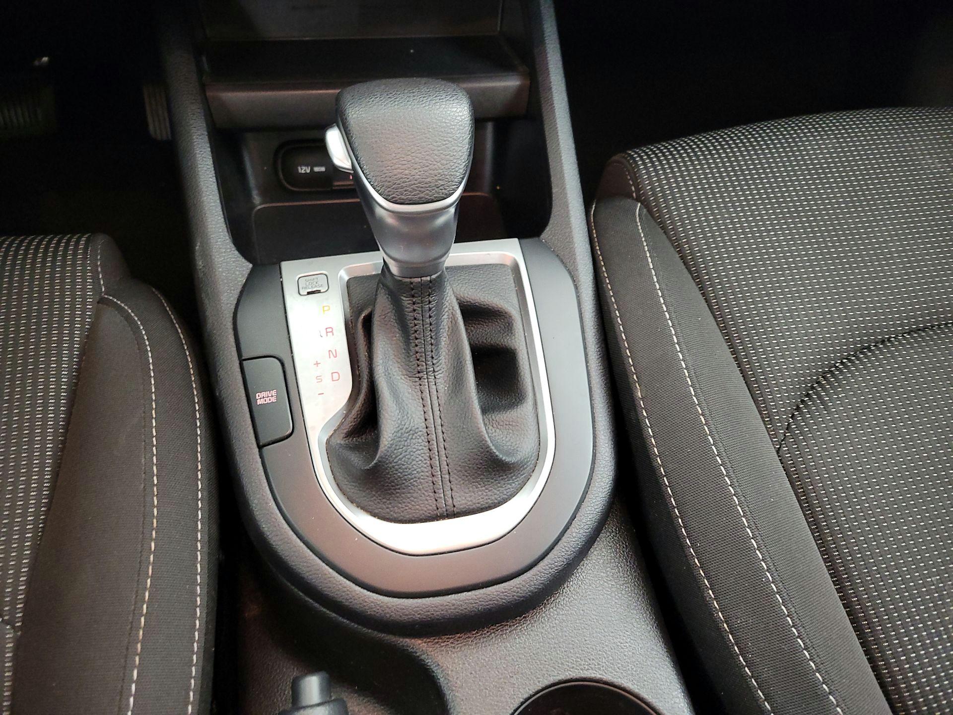 Thumbnail: 2019 Kia Forte - 17