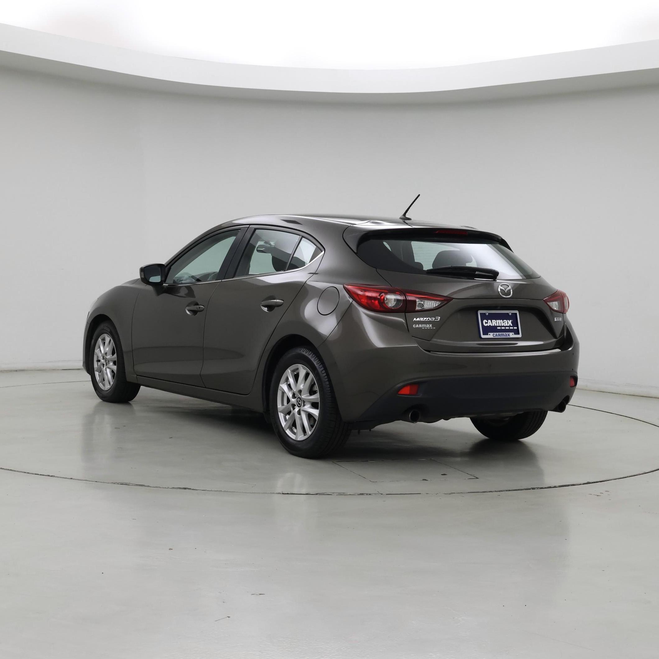 Thumbnail: 2016 Mazda Mazda3 - 2