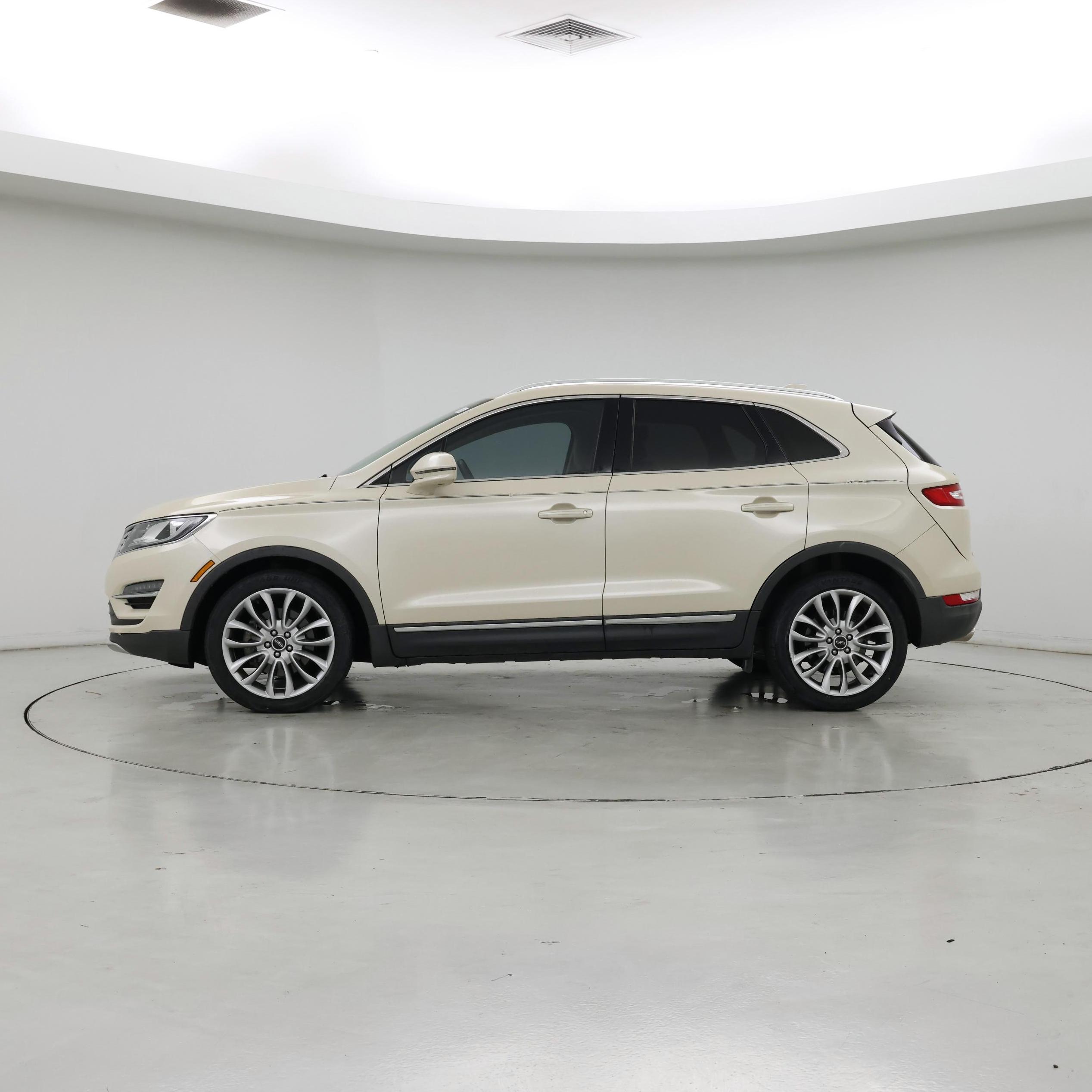 Thumbnail: 2018 Lincoln MKC - 3