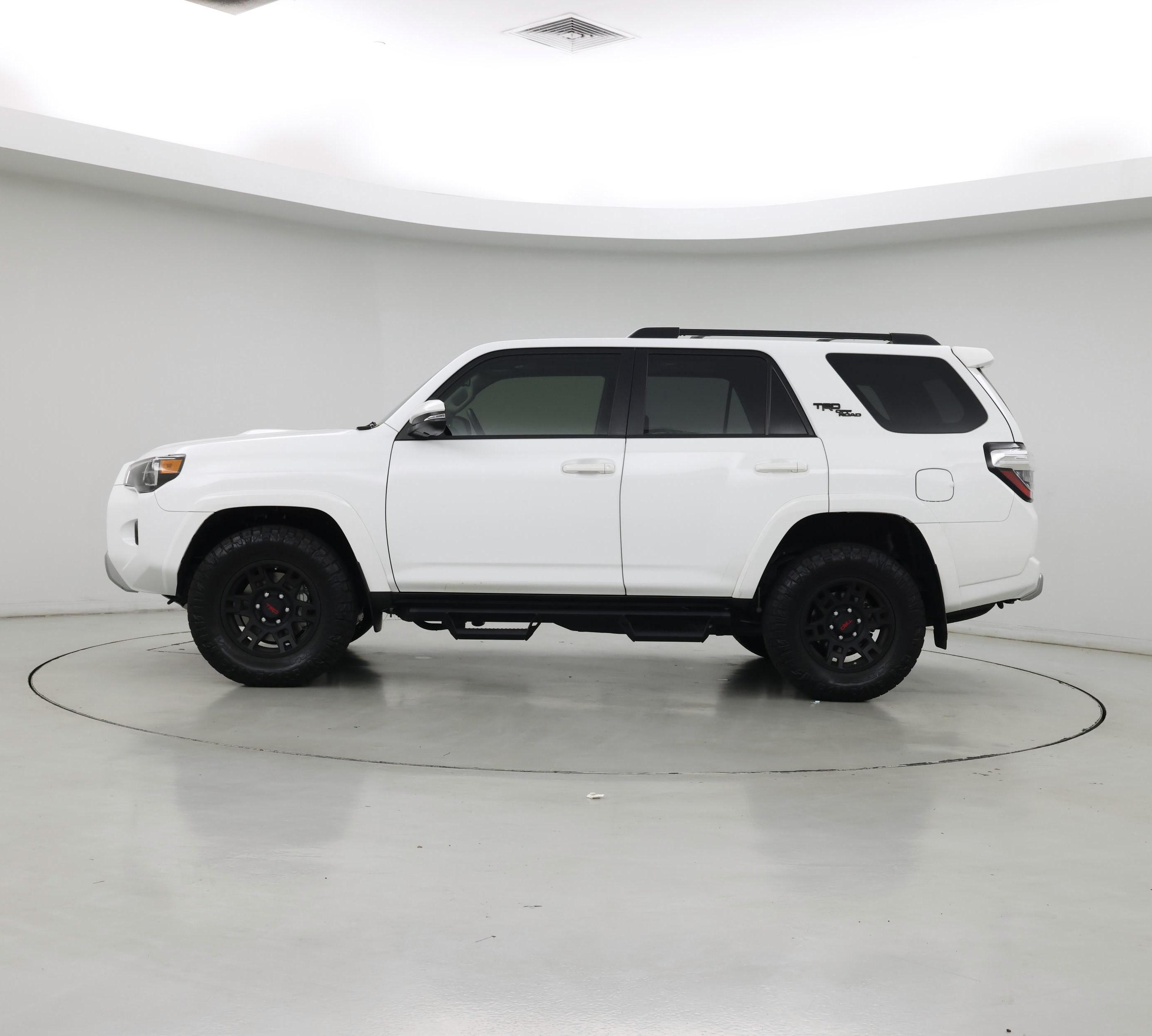 Thumbnail: 2024 Toyota 4Runner - 3