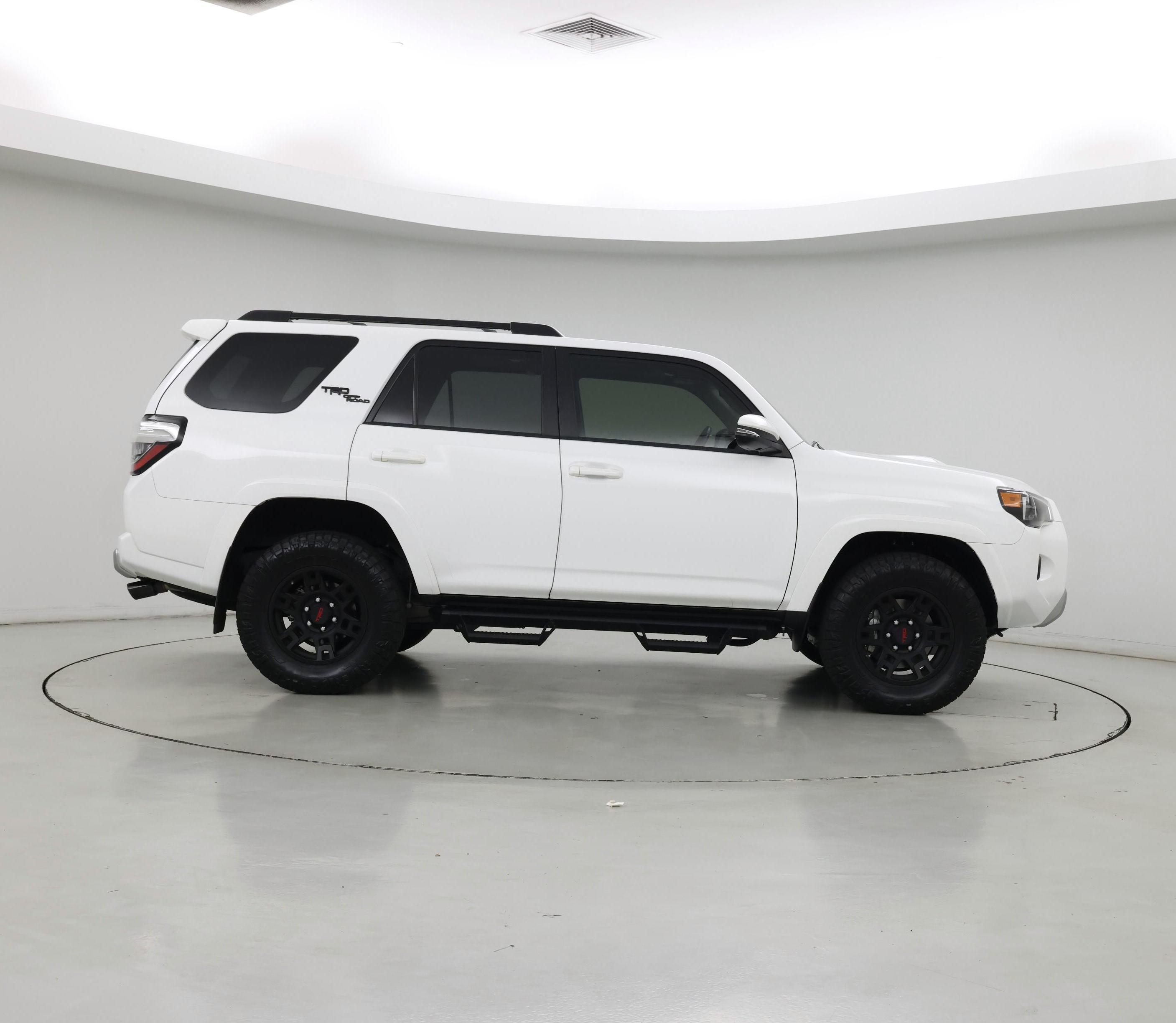 Thumbnail: 2024 Toyota 4Runner - 7