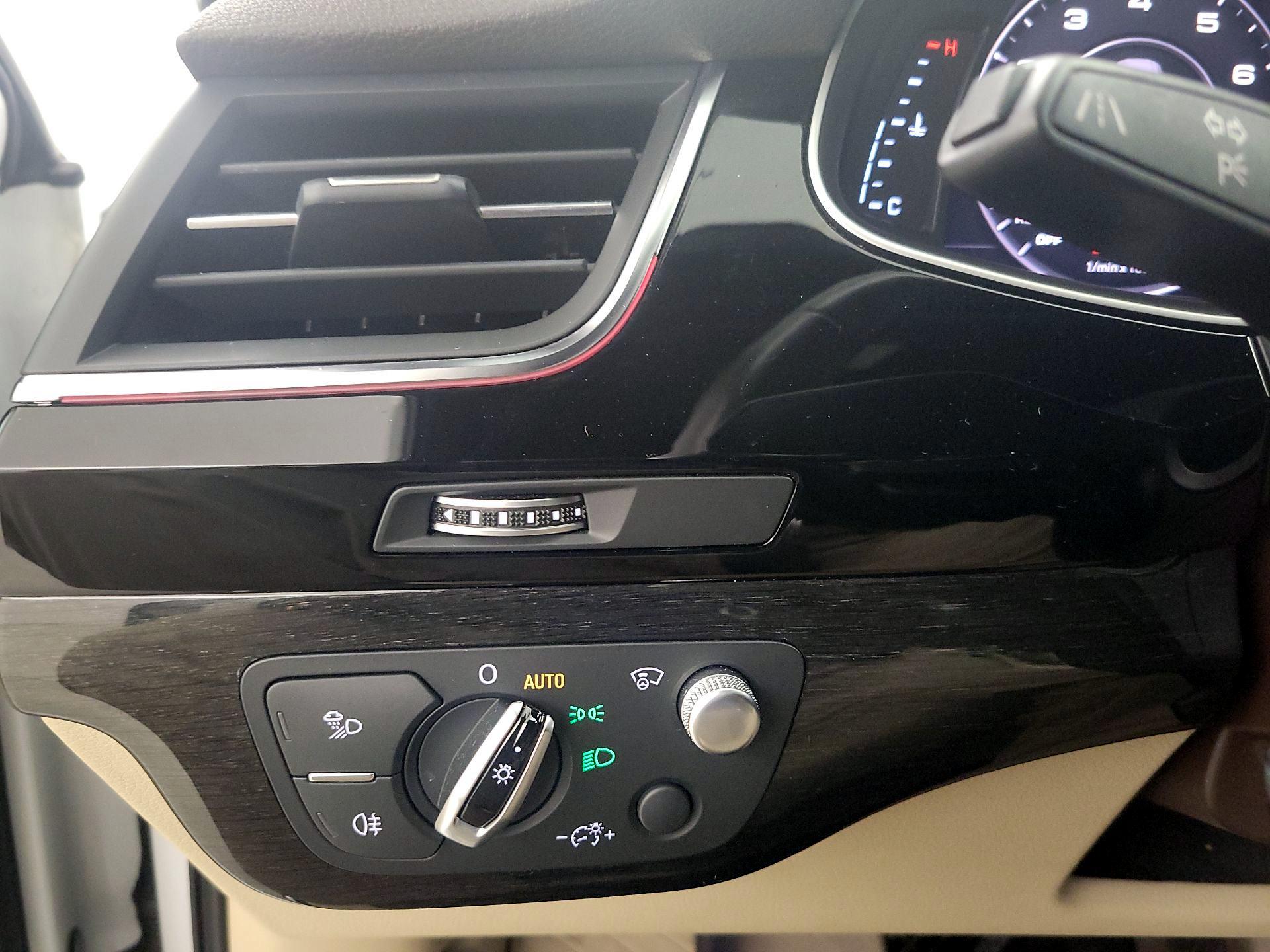 Thumbnail: 2018 Audi Q7 - 13