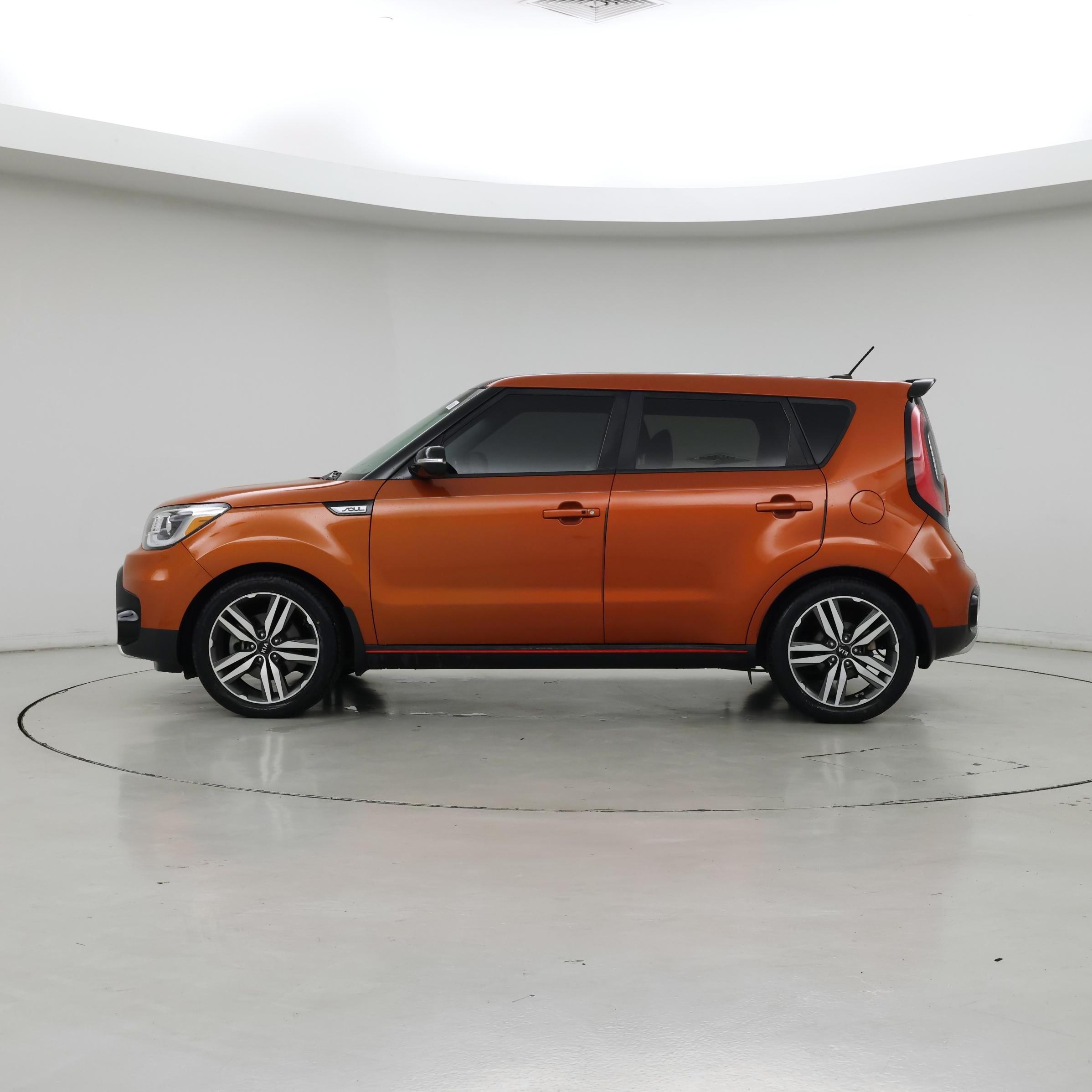 Thumbnail: 2018 Kia Soul - 3