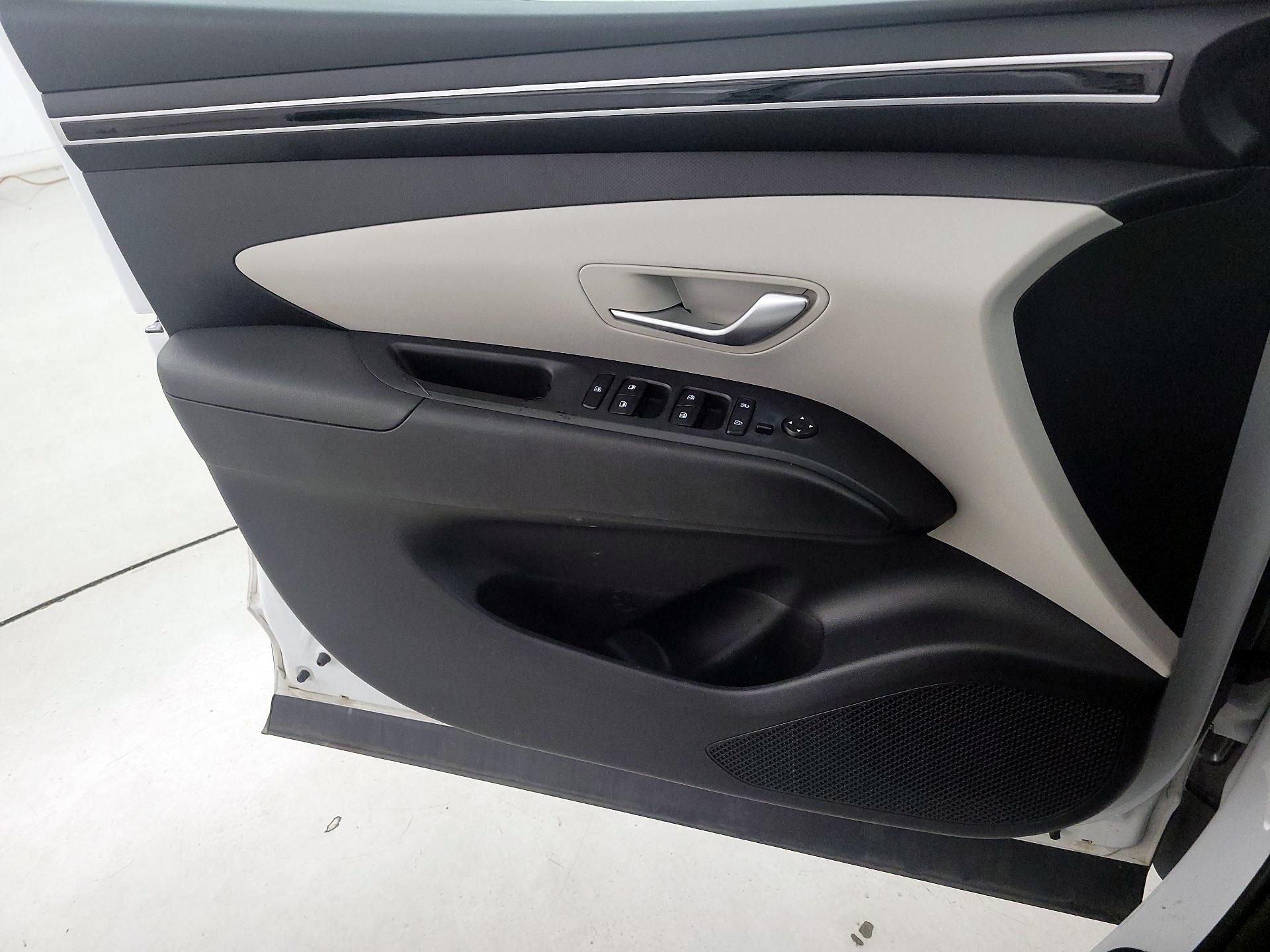 Thumbnail: 2022 Hyundai Tucson - 12