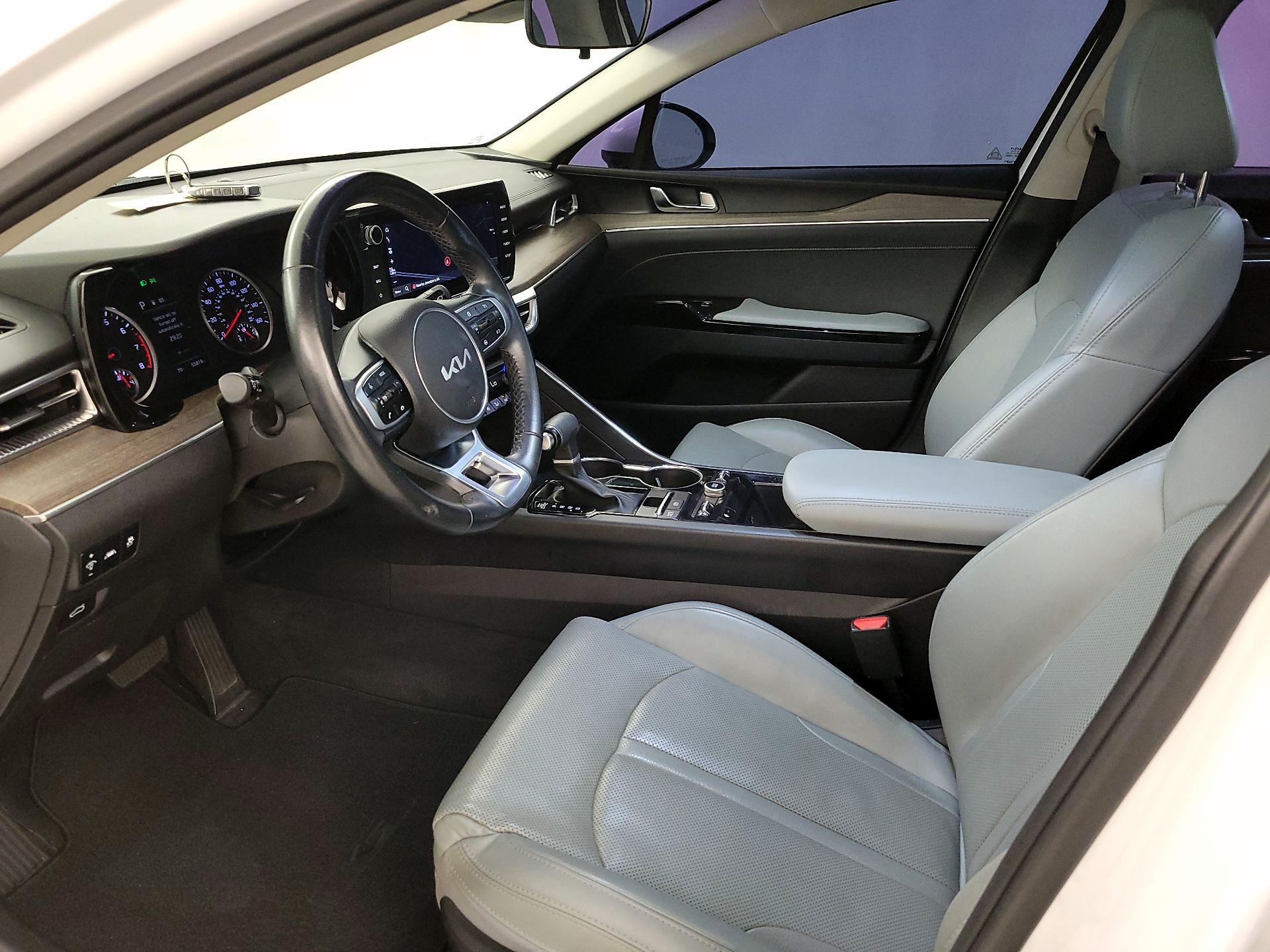 Thumbnail: 2023 Kia K5 - 11