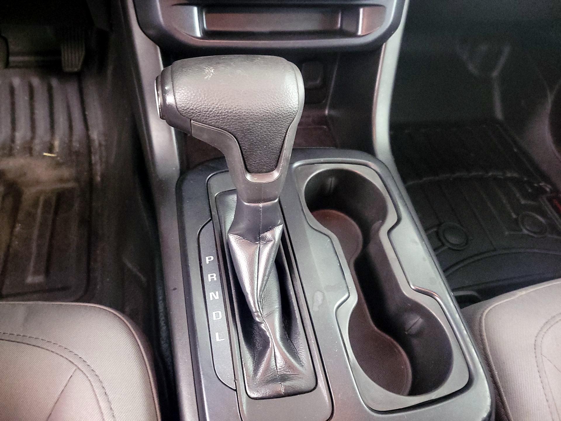 Thumbnail: 2019 Chevrolet Colorado - 17