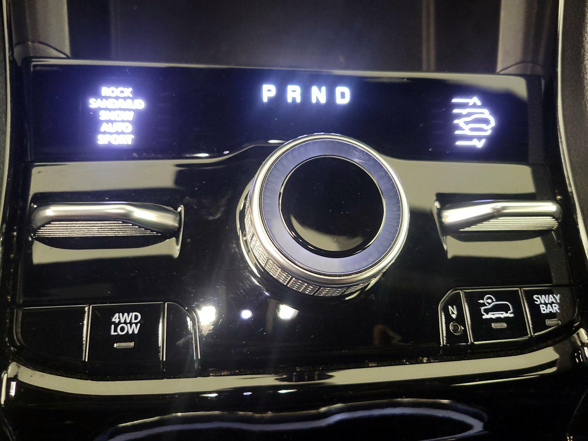 Thumbnail: 2022 Jeep Grand Cherokee - 18