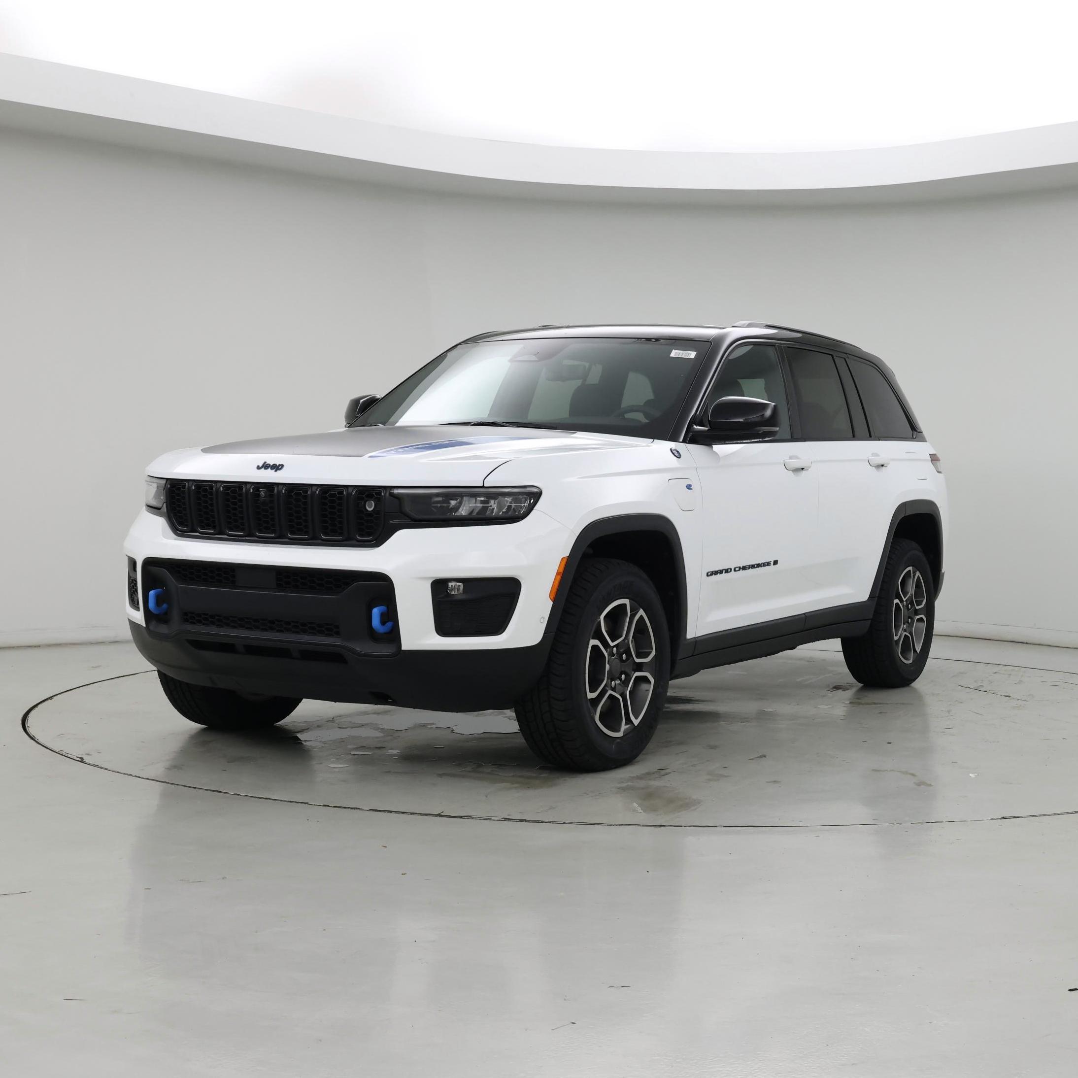 Thumbnail: 2022 Jeep Grand Cherokee - 4