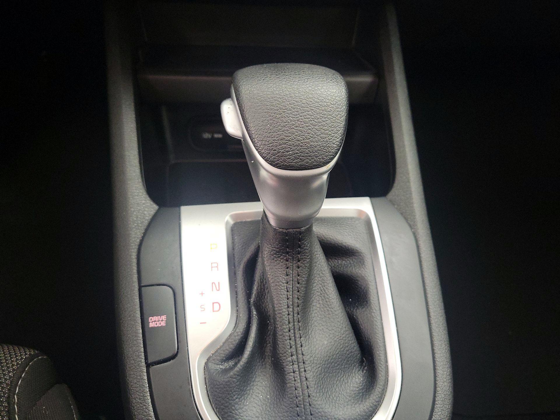 Thumbnail: 2023 Kia Forte - 17
