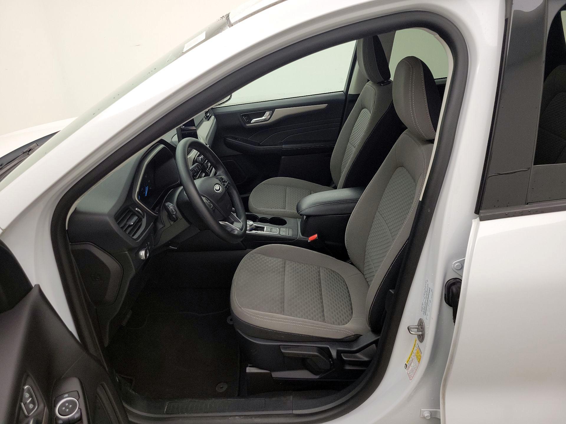 Thumbnail: 2021 Ford Escape - 11