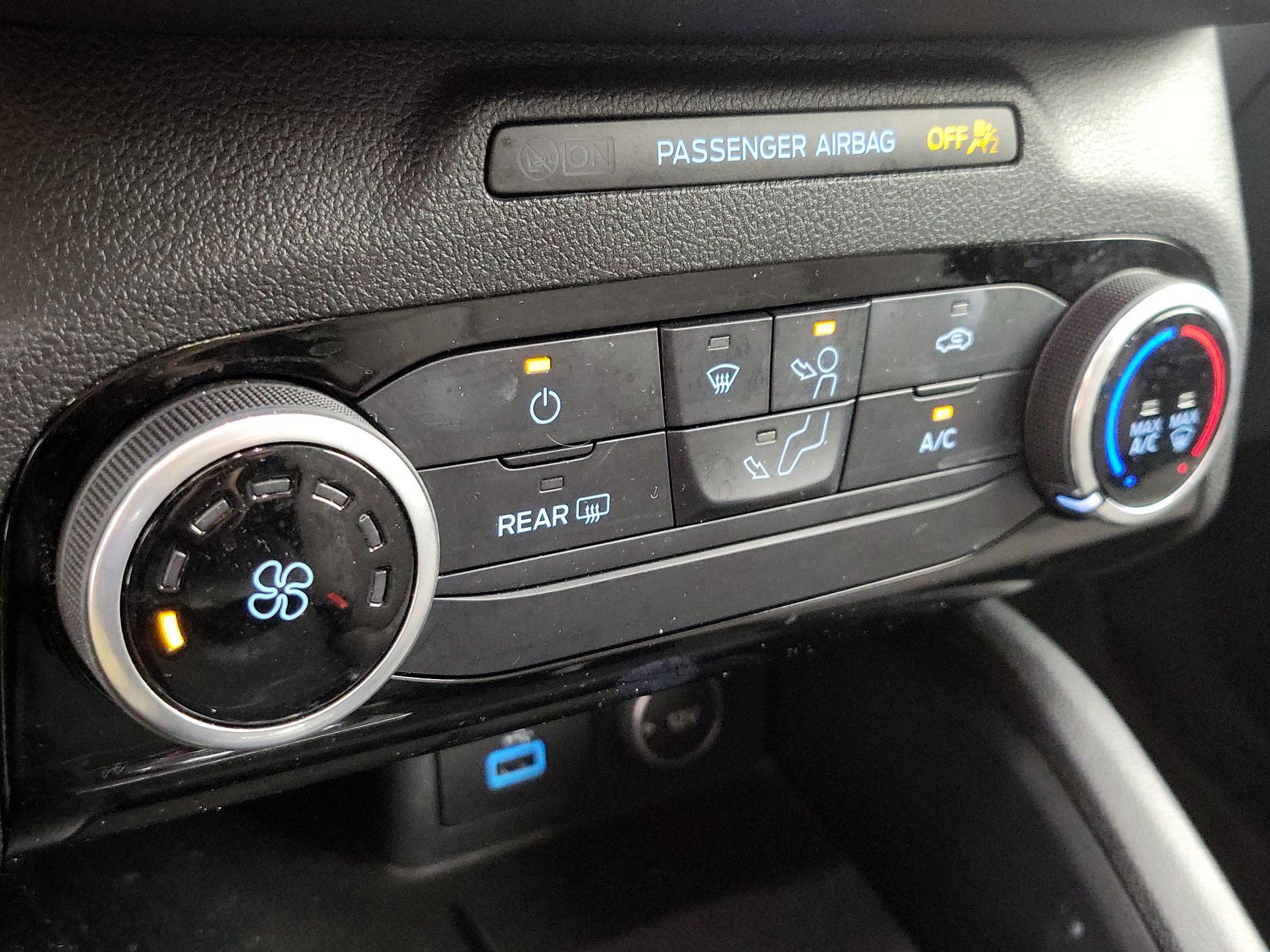 Thumbnail: 2021 Ford Escape - 16