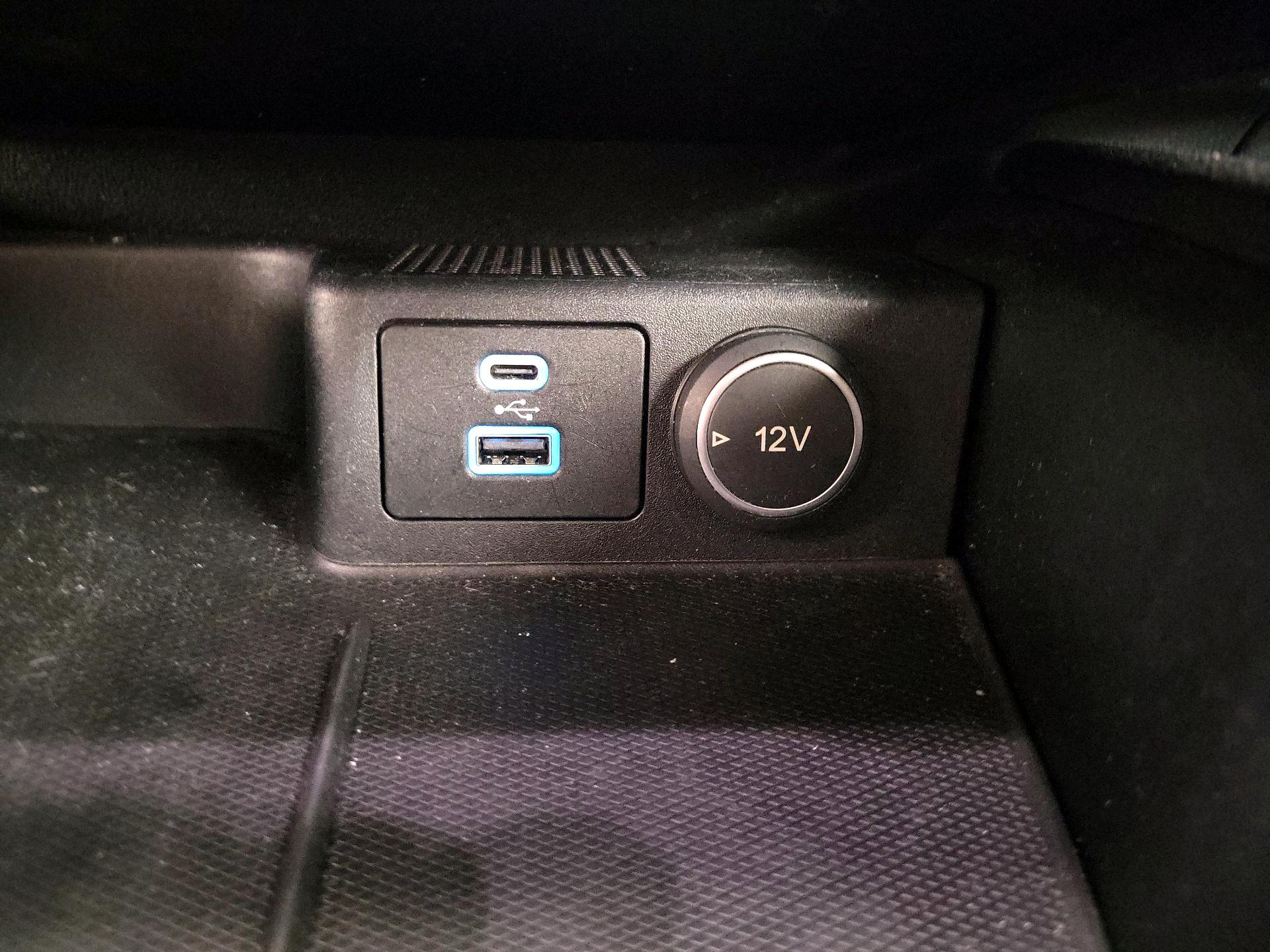 Thumbnail: 2021 Ford Escape - 18