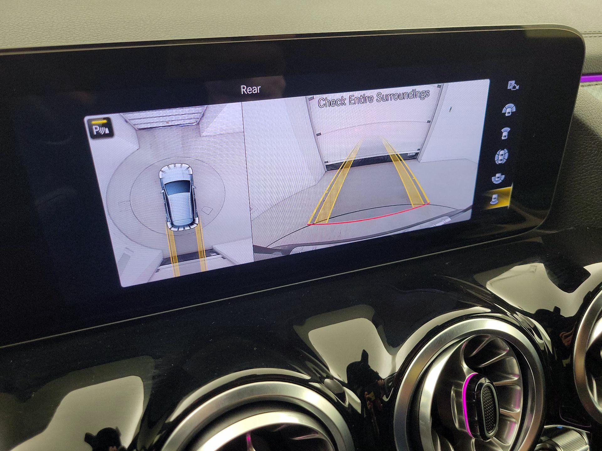 Thumbnail: 2022 Mercedes-Benz GLA - 14