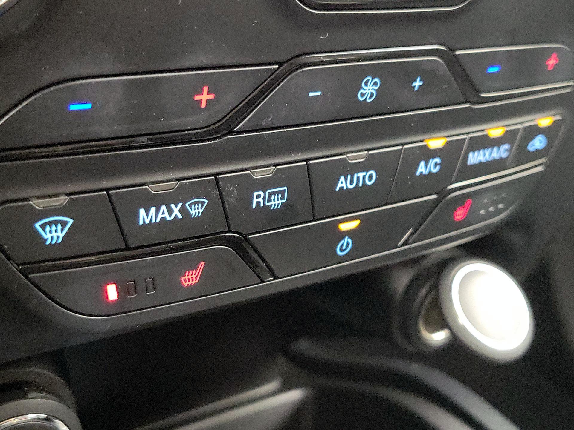 Thumbnail: 2021 Ford Ranger - 16