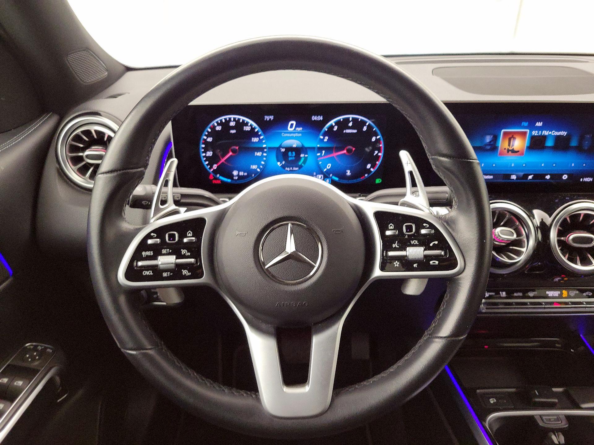 Thumbnail: 2020 Mercedes-Benz GLB - 10